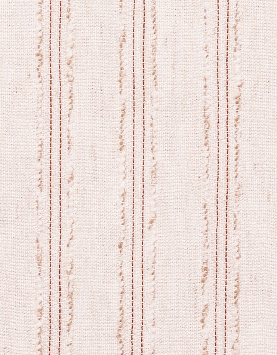 Stoffmuster in Beige mit feinen, roten Streifen im klassischen bugatti Stil.
