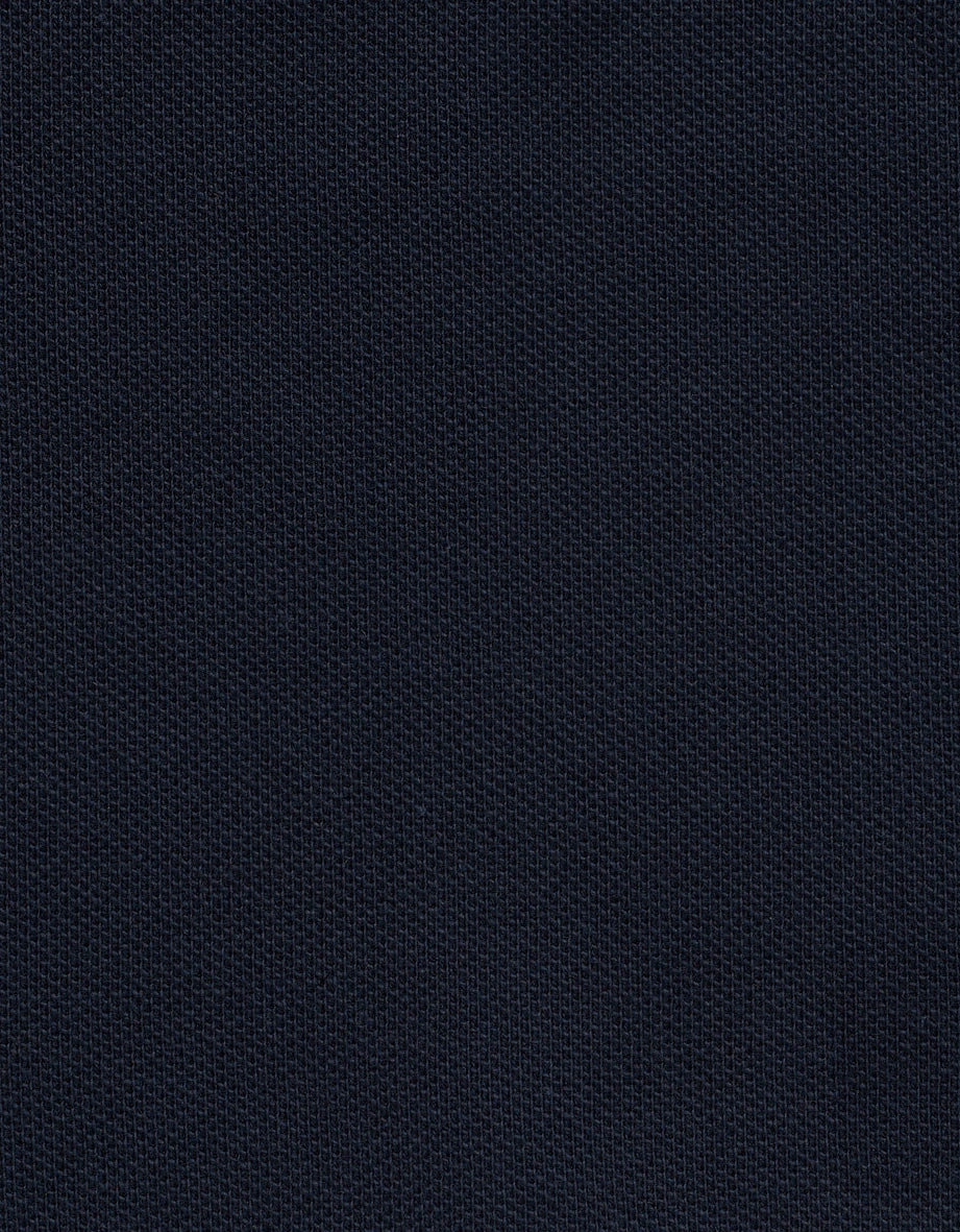 Dunkelblauer Stoff mit feiner Textur, ideal für elegante bugatti Outfits.