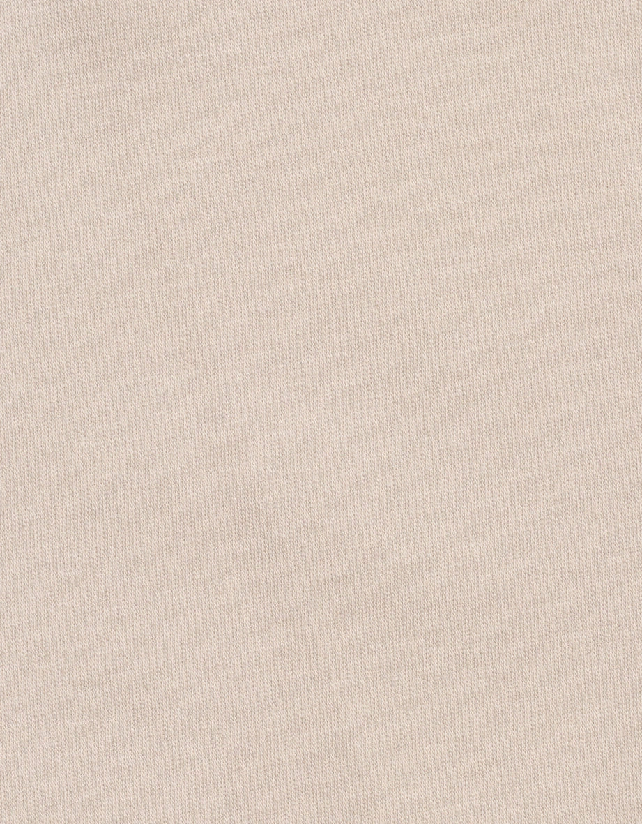 T-Shirt in Beige von bugatti, legeres Modelbild, entspannter Blick nach unten.