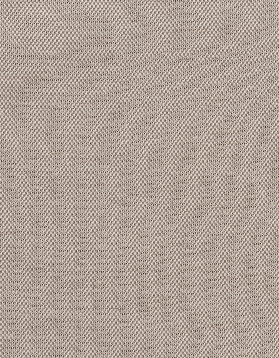 Graues bugatti T-Shirt, Büstenbild, schlichtes Design, minimalistischer Stil.