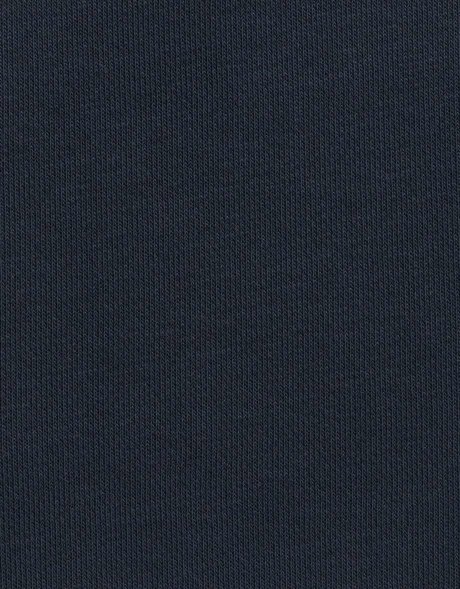 Dunkelblauer Strickstoff, Detailansicht, strukturiertes Muster, geeignet für stilvolle bugatti Outfits.