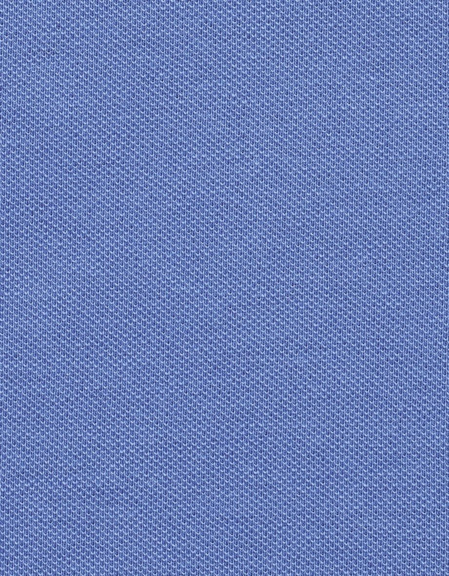 Blauer Stoff mit feiner Struktur von bugatti, elegant und zeitlos.