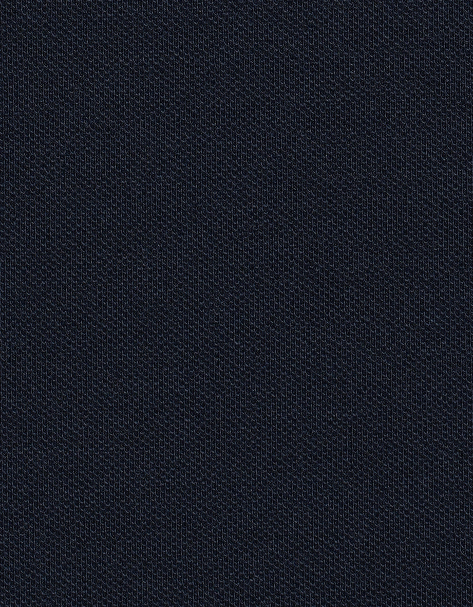 Dunkelblauer Stoff mit feiner Webstruktur, ideal für elegante bugatti Outfits.