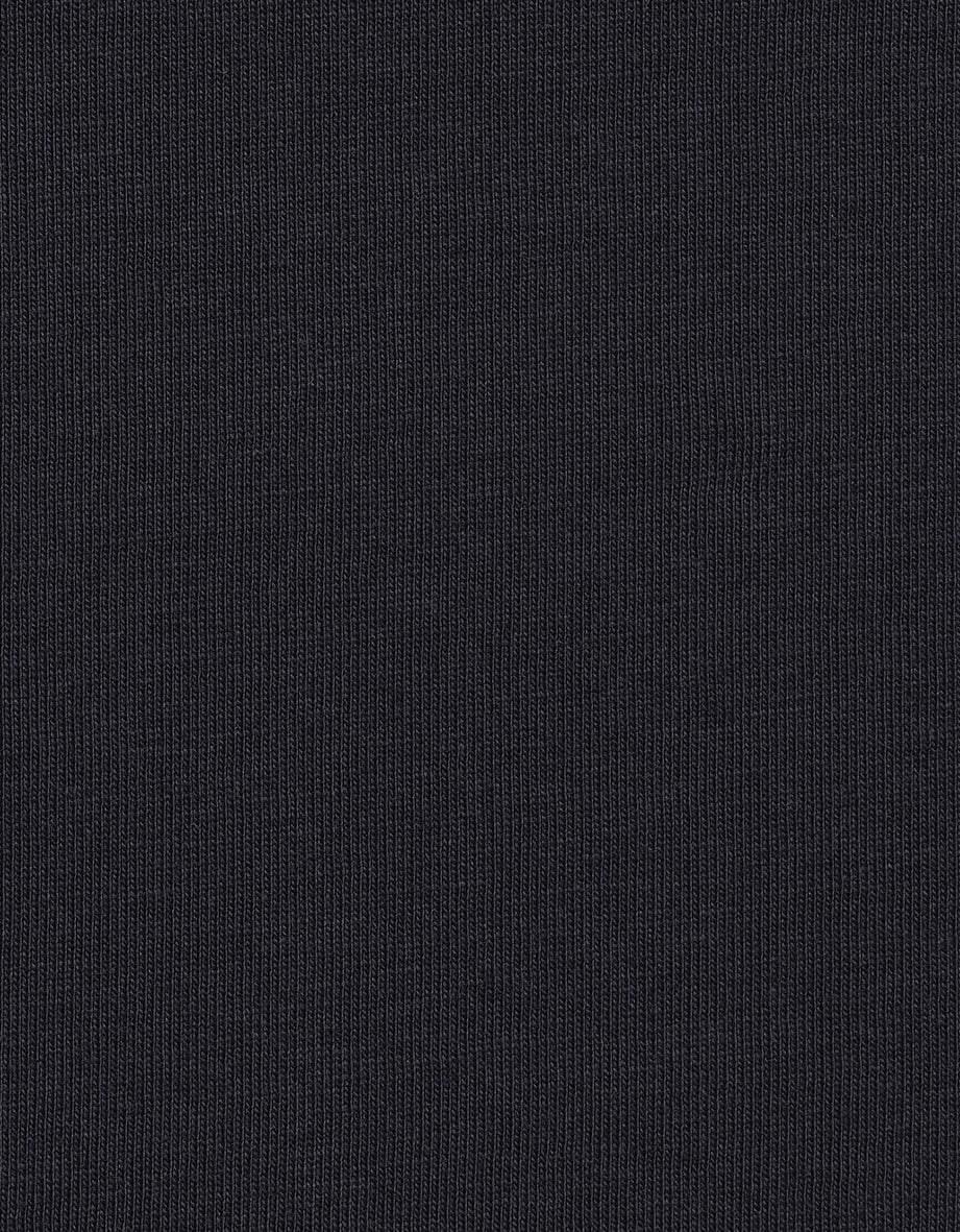 Schwarzer Strickstoff, Nahaufnahme, Texturdetail, bugatti Qualität.
