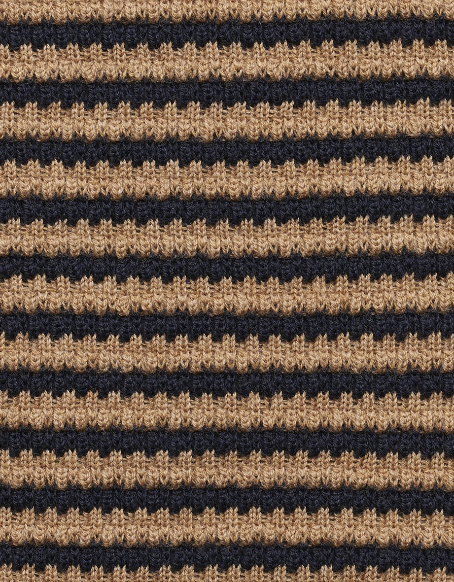 Streifenmuster in Beige und Schwarz, gestricktes Material, Nahaufnahme, ideal für bugatti Herbstmode.
