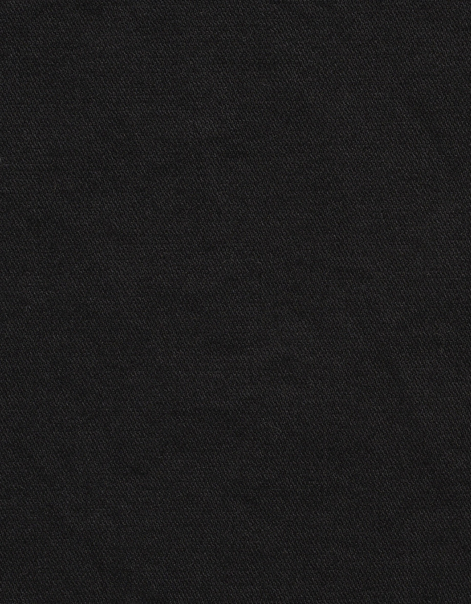 Schwarzer Stoff mit feiner Textur, Nahaufnahme, kein Muster.