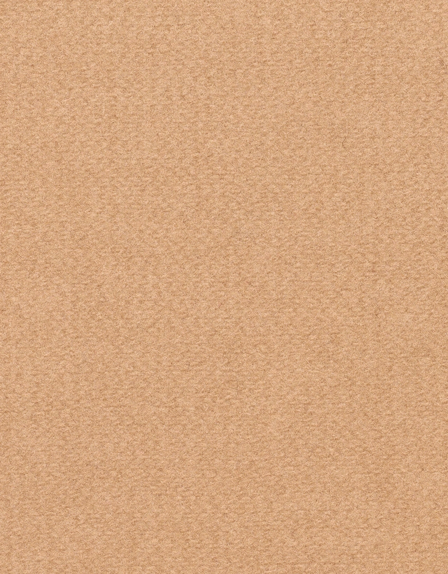 Beiger bugatti Blazer, klassisches Design, hochwertiges Material. Büstenbild, Detailansicht Kragen und Knopf.