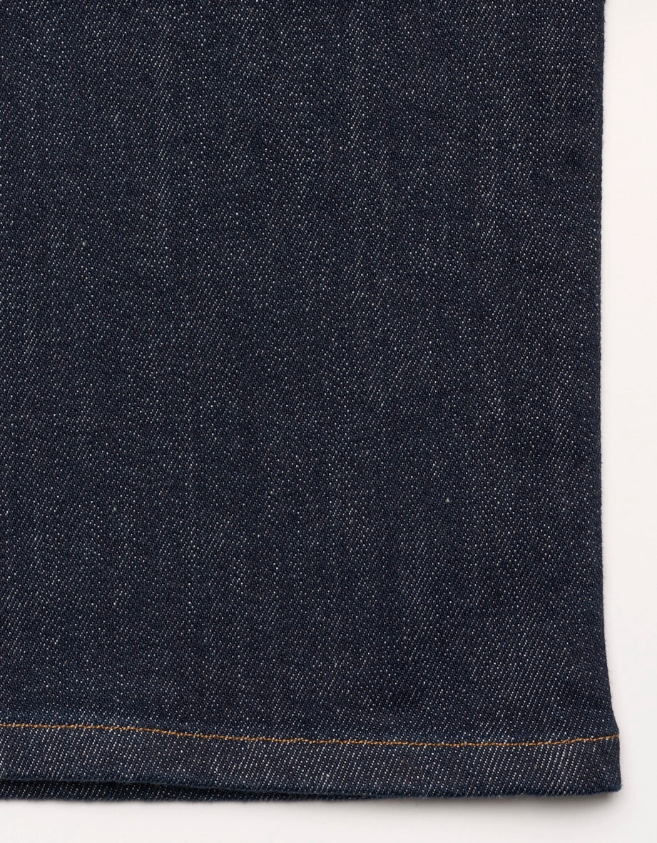 Dark blue bugatti jeans, detail view, high-quality craftsmanship.