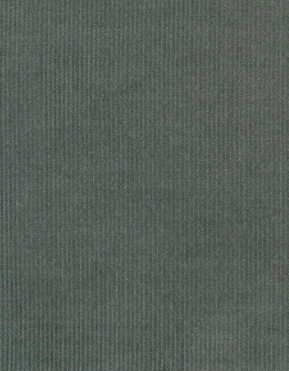 Grijze corduroy stof, close-up, met fijne verticale ribstructuur. Bustefoto, materiaalfocus.