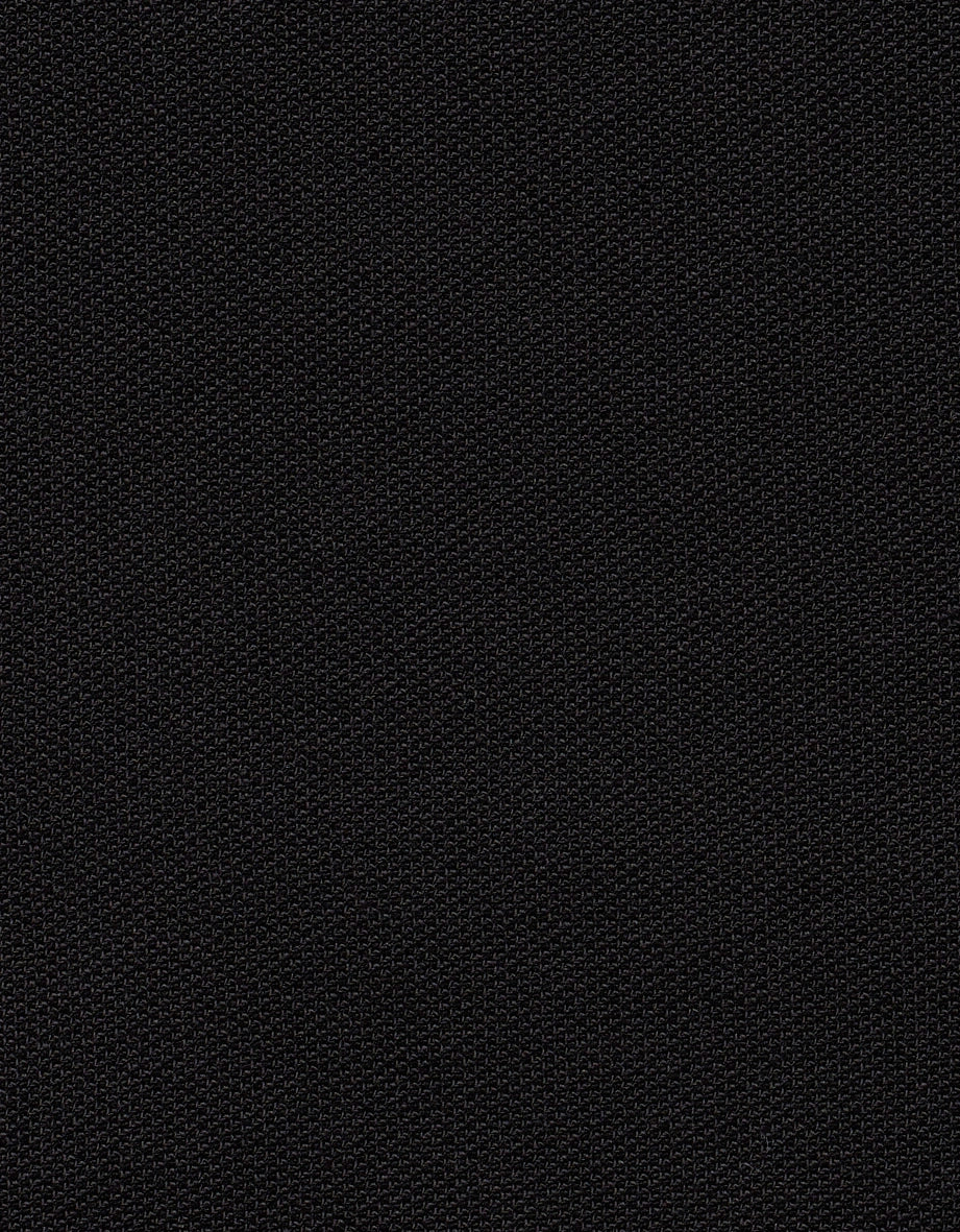 Schwarzer Stoff mit feiner Textur, Nahaufnahme, Fokus auf Materialqualität.