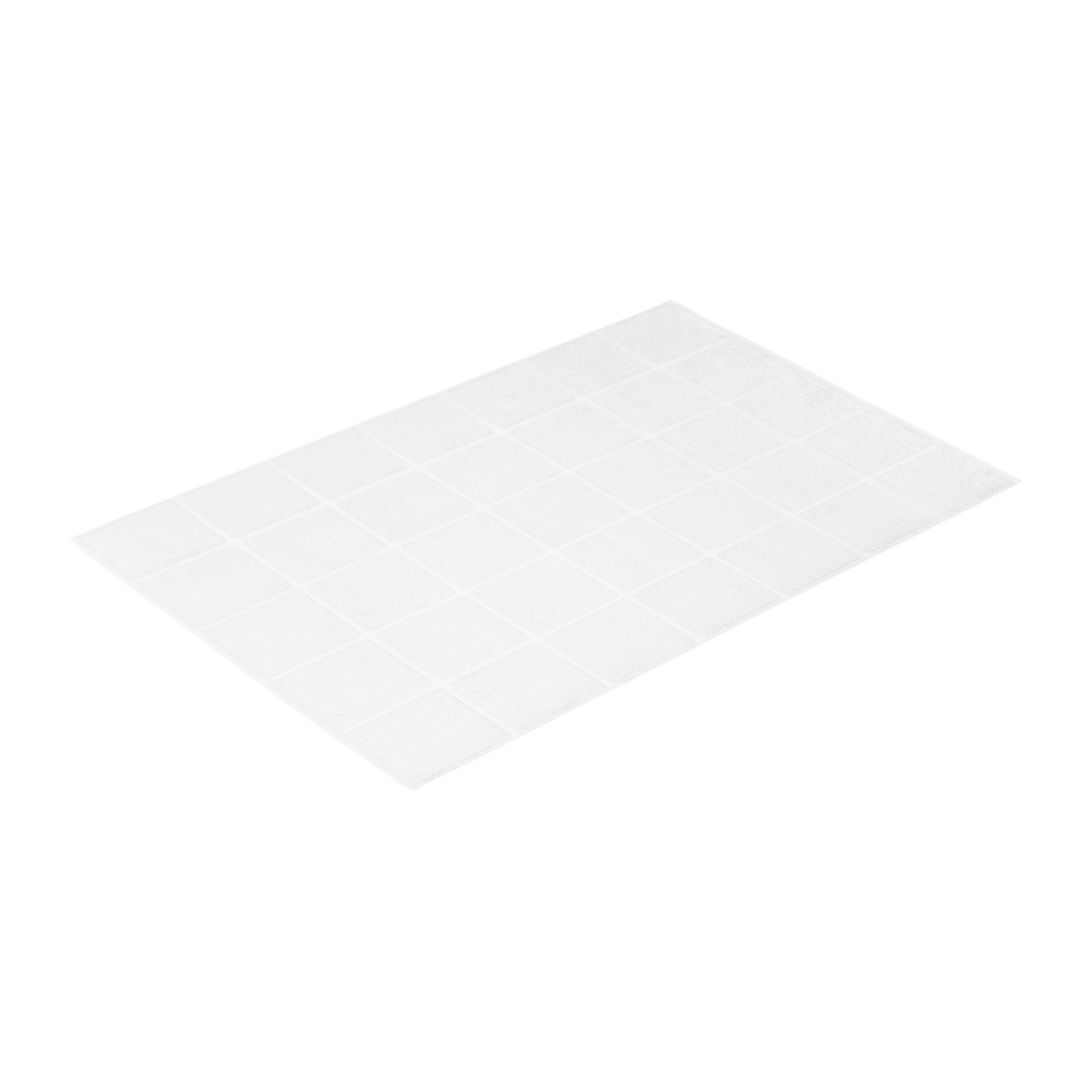 Weiße, rechteckige Fliesenmatte, schlichtes Design, Büstenbild.