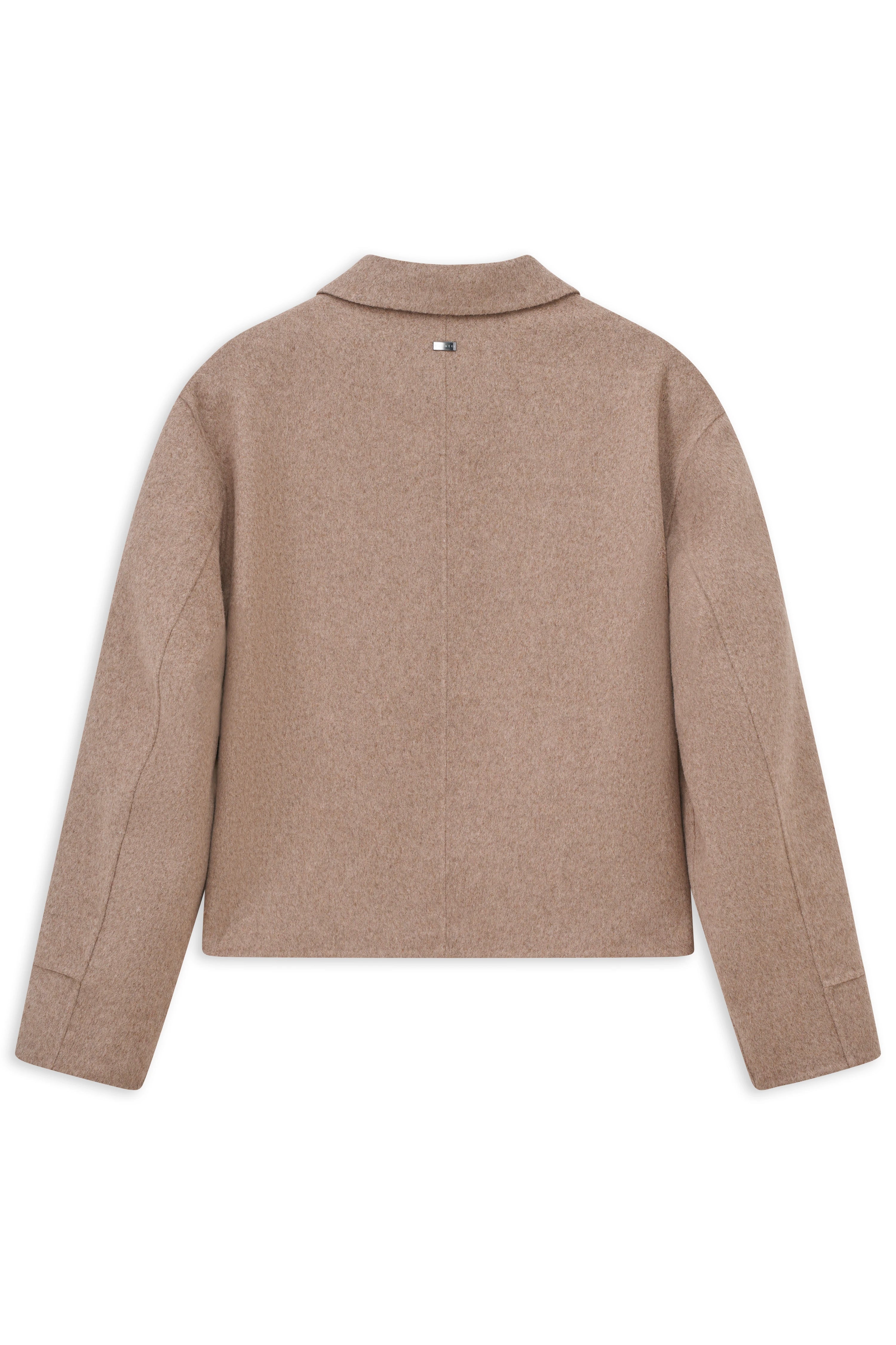 Beige bugatti Jacke aus Wolle, Büstenbild, zeitloser Stil mit Knöpfen und Taschen.
