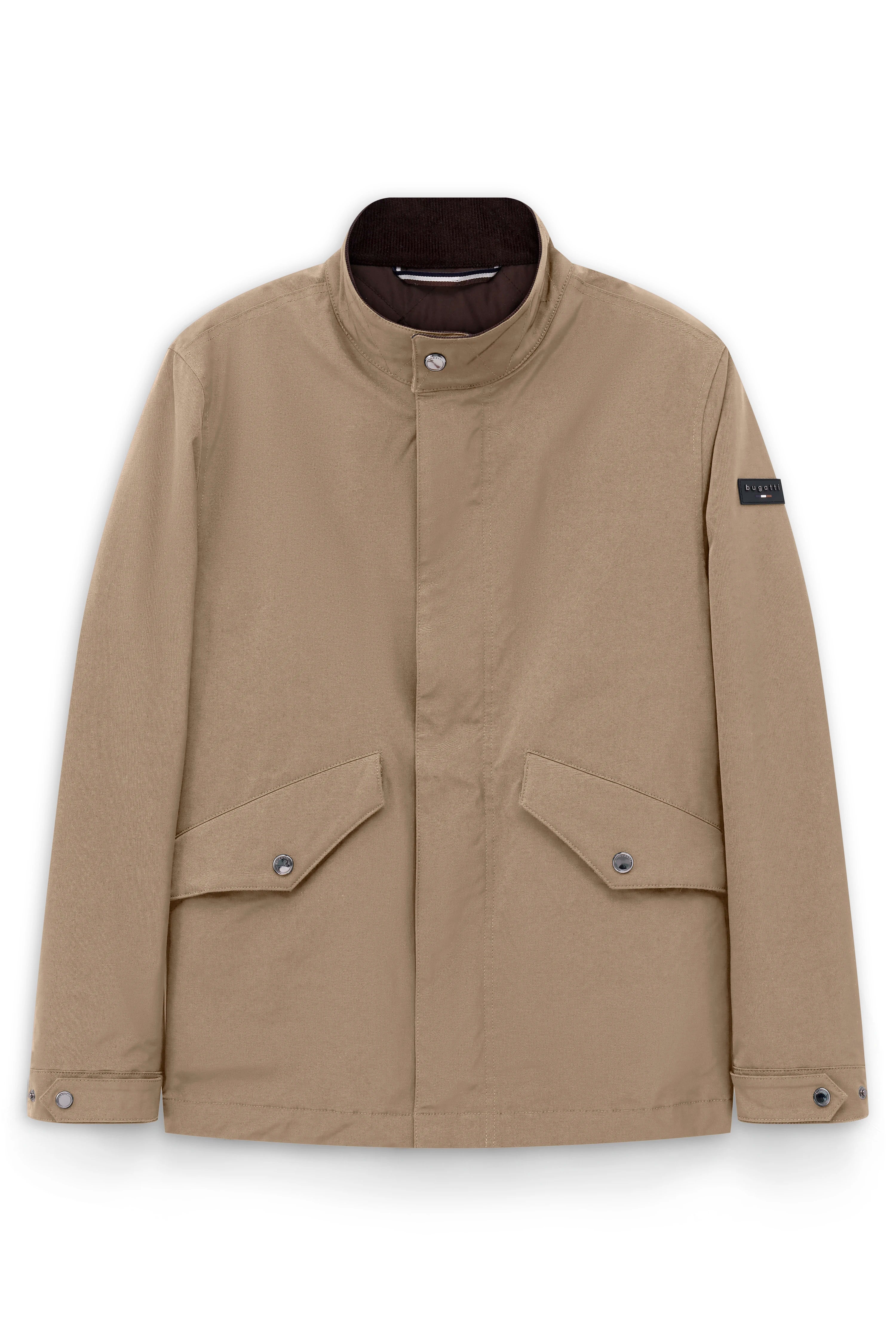 bugatti beige Jacke, Stehkragen, minimalistisches Design, Büstenbild.