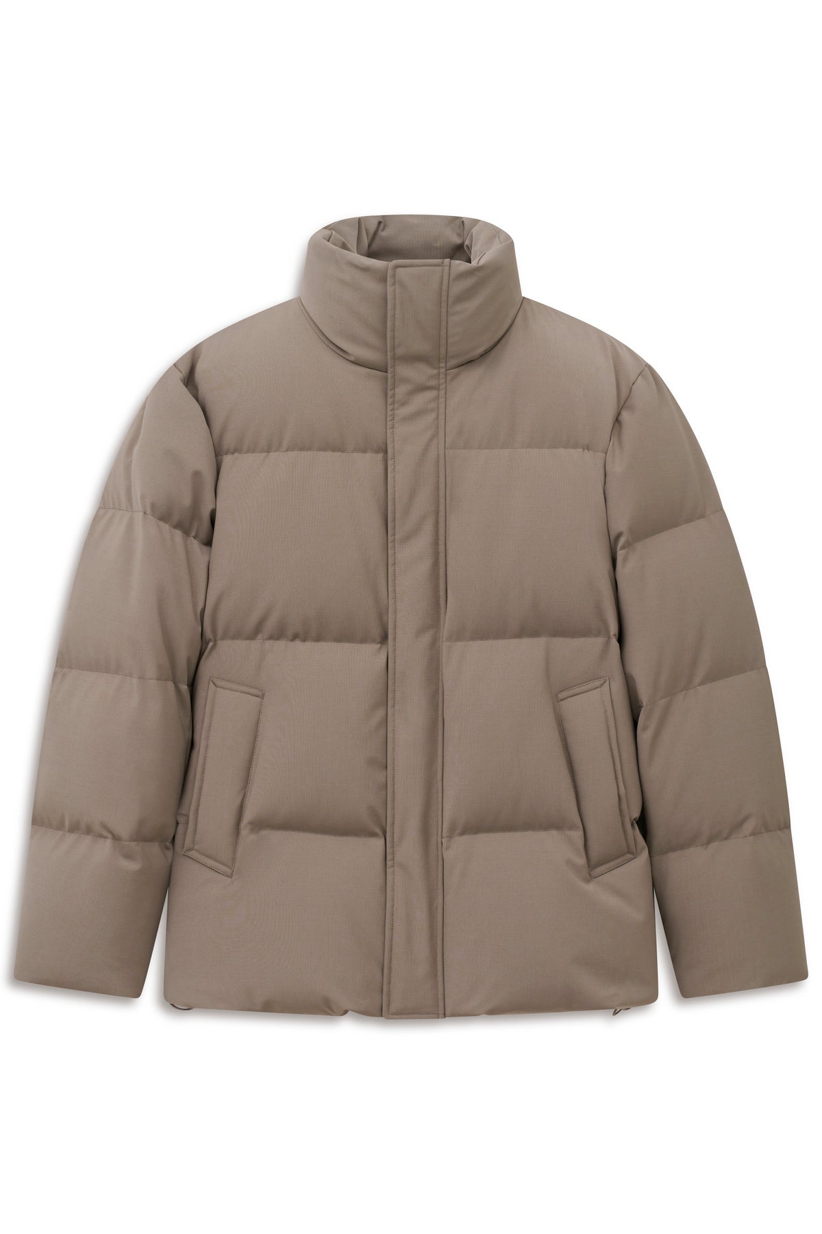 bugatti beige Jacke, abgesteppt, ohne Muster, Legerbild, zeitlose Eleganz und Komfort.