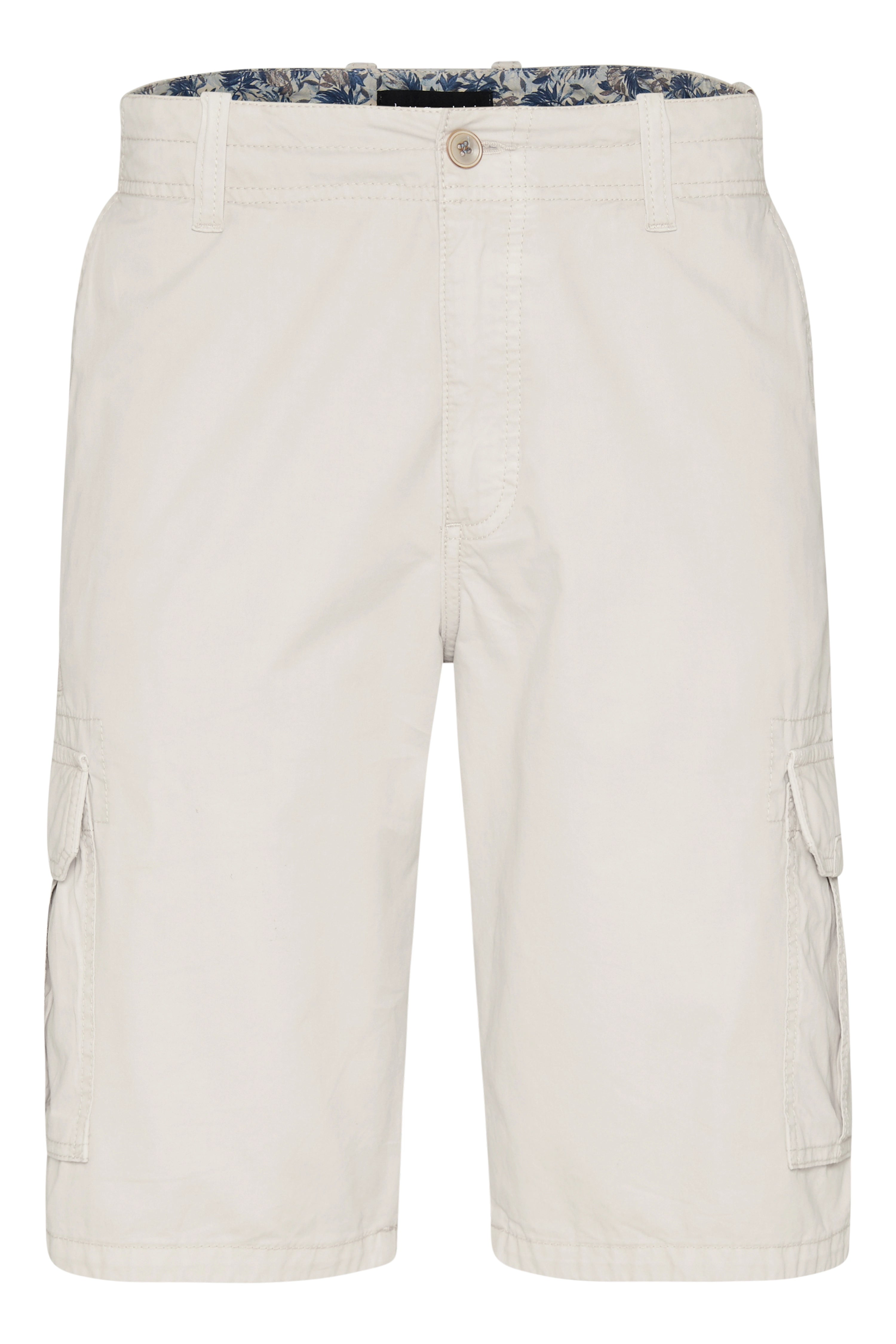 Beige bugatti shorts with pockets, casual bust view, perfect for relaxed summer outfits.