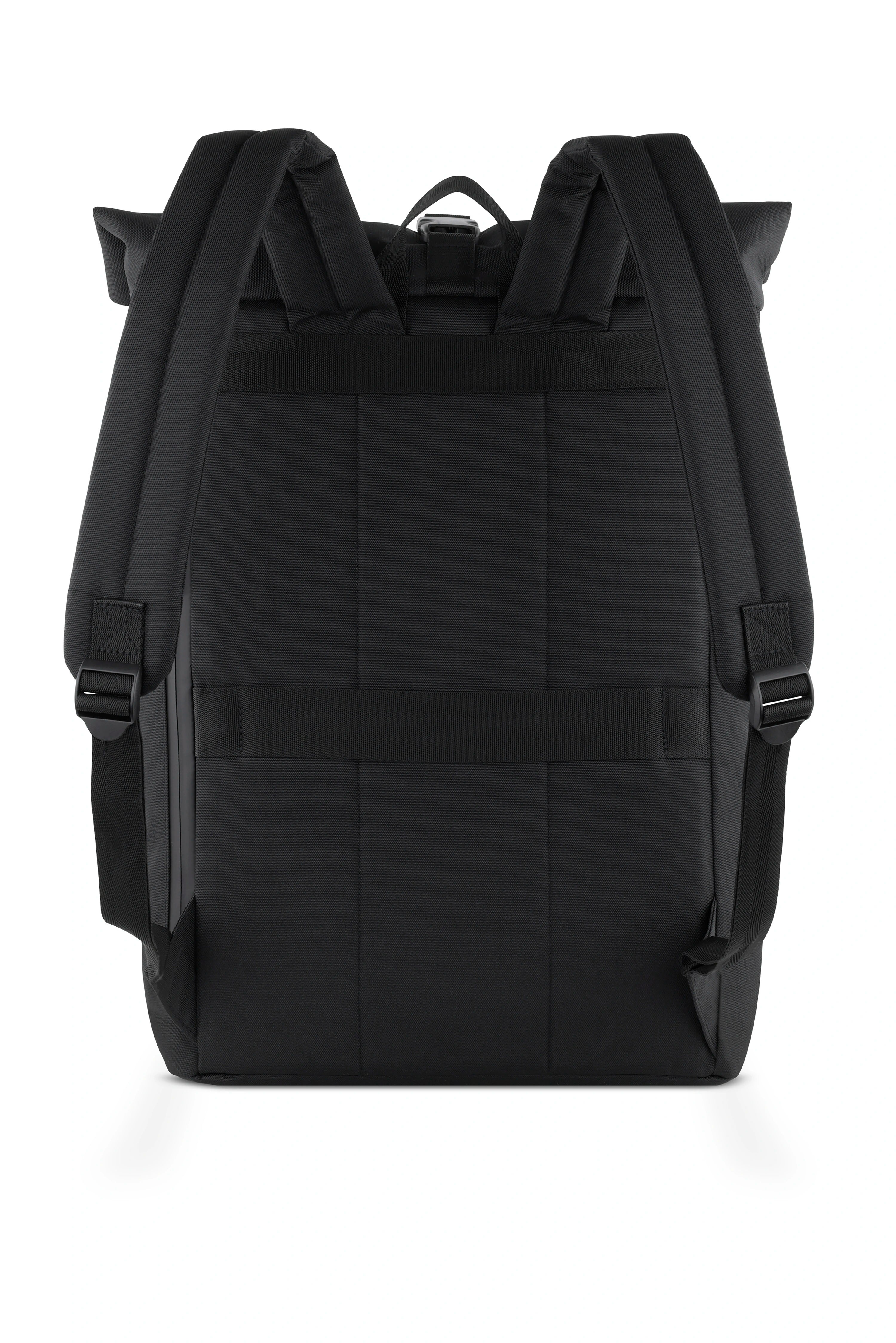 Rückansicht eines schwarzen bugatti Rucksacks, schlichtes Design mit gepolsterten Trägern, legeres Produktbild.