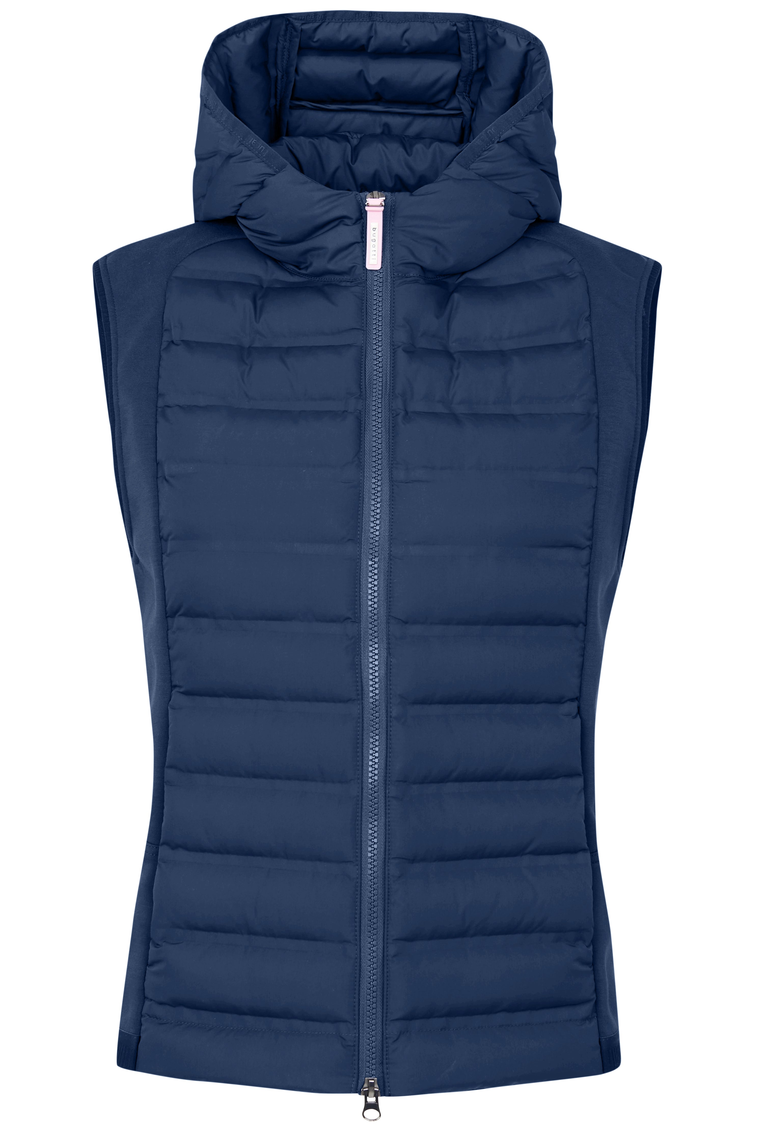 Mouwloze bugatti gewatteerde bodywarmer in donkerblauw met hoge capuchon en rits, busteweergave.