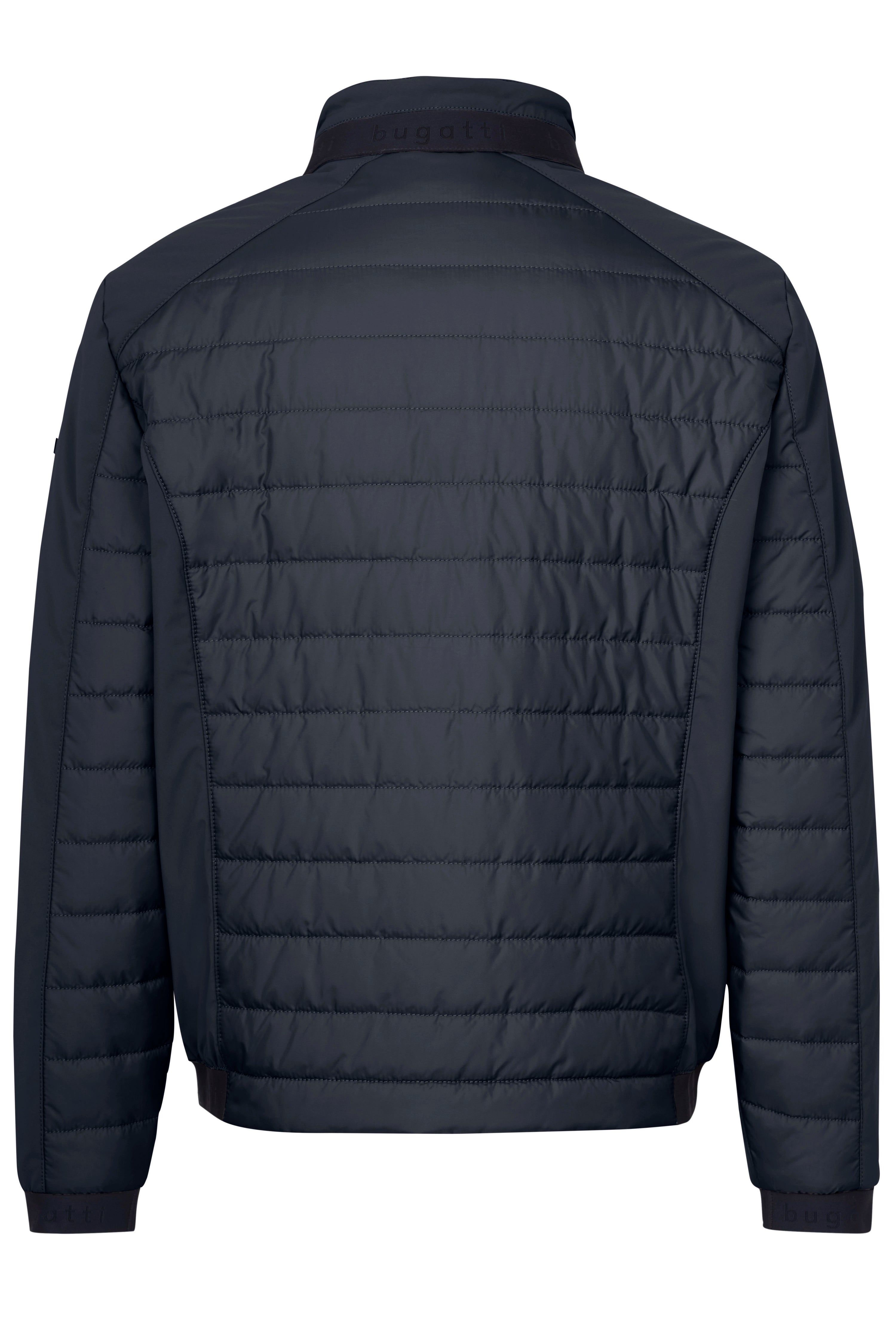 Dunkelblaue bugatti Jacke, gestepptes Design, Büstenbild, ohne Model.
