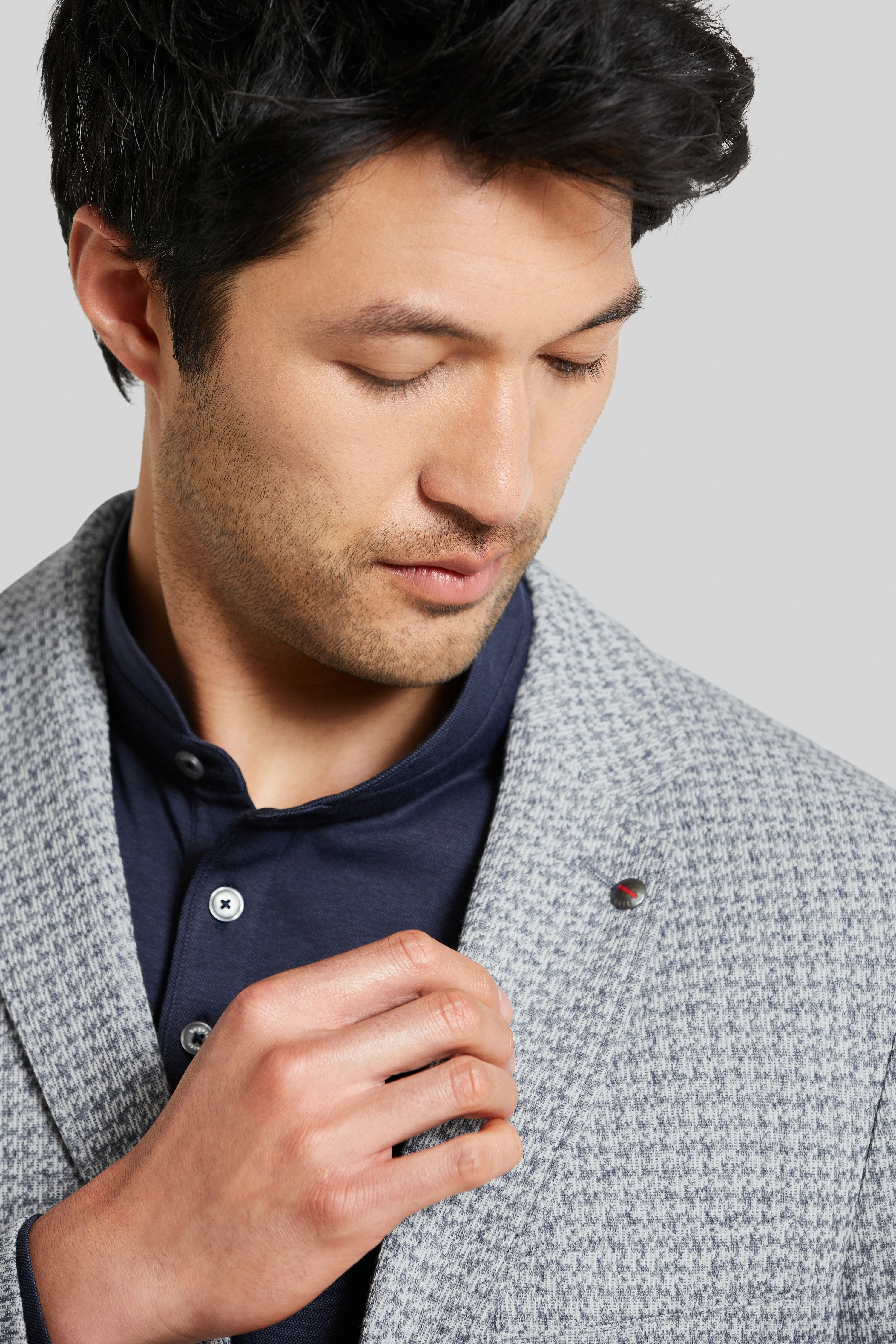 Gray bugatti blazer with houndstooth pattern, bust view, elegant design.