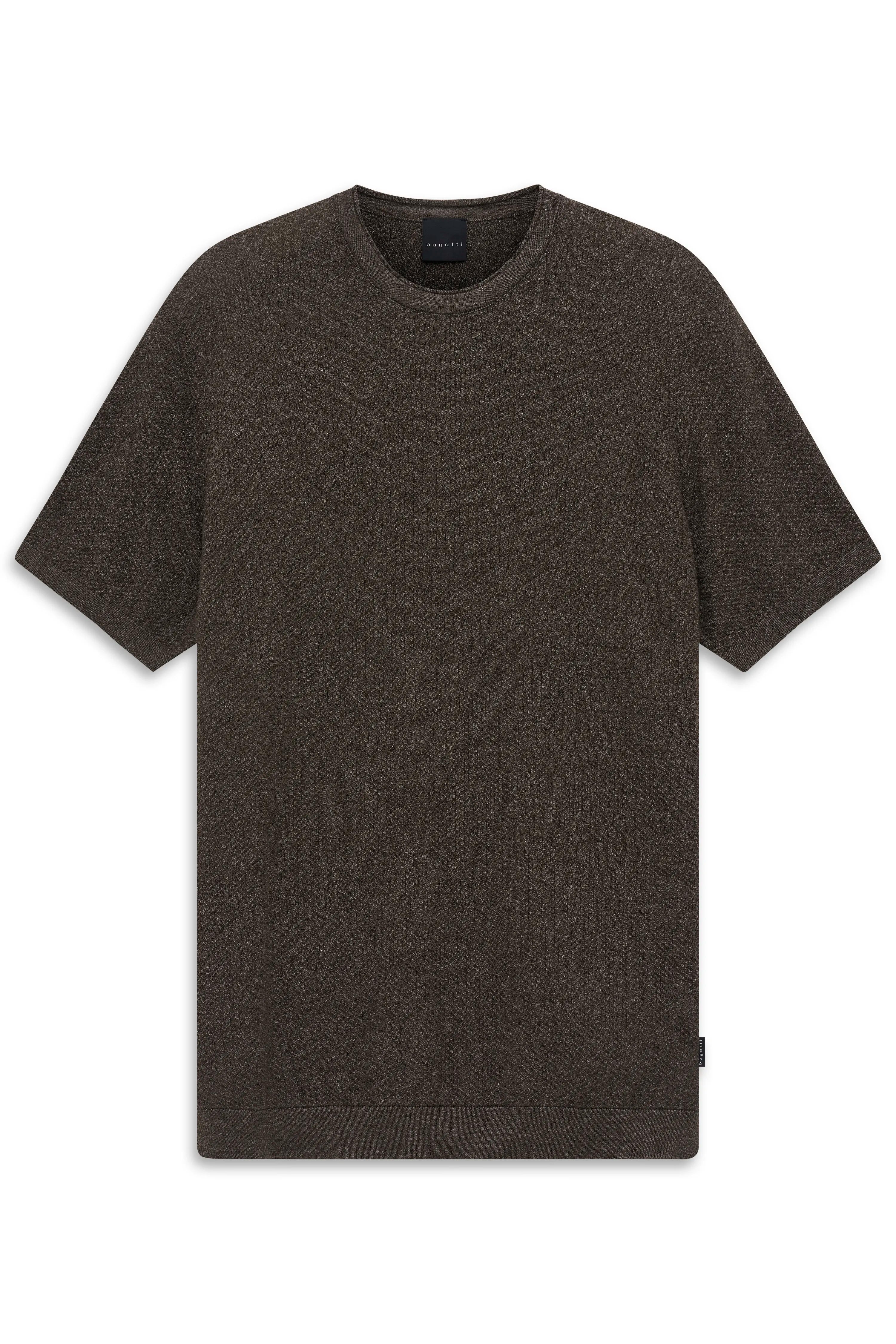 Braunes bugatti T-Shirt, legeres Büstenbild, schlichte Eleganz und zeitlose Schönheit.