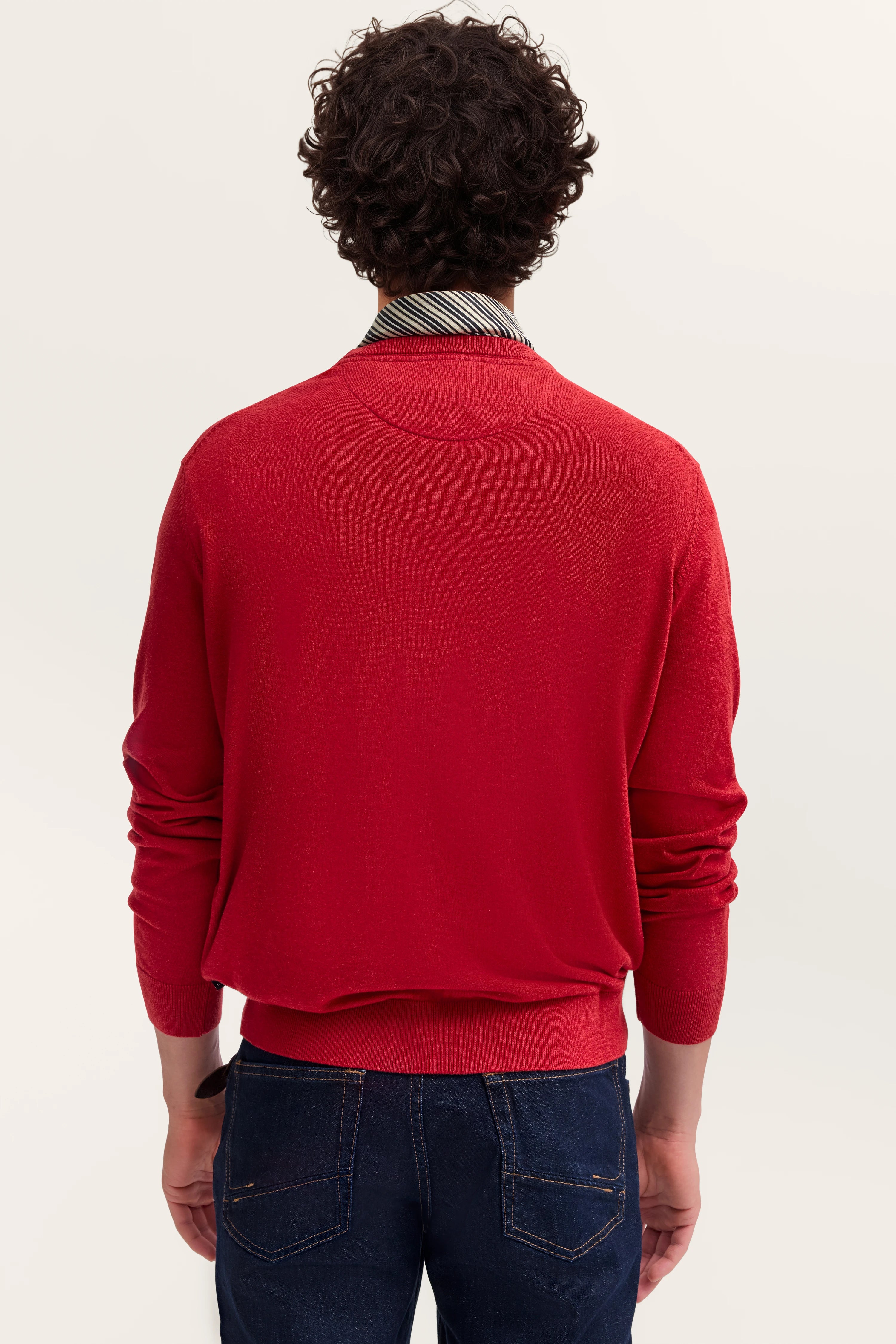 Modelbild mit entspanntem Posing.