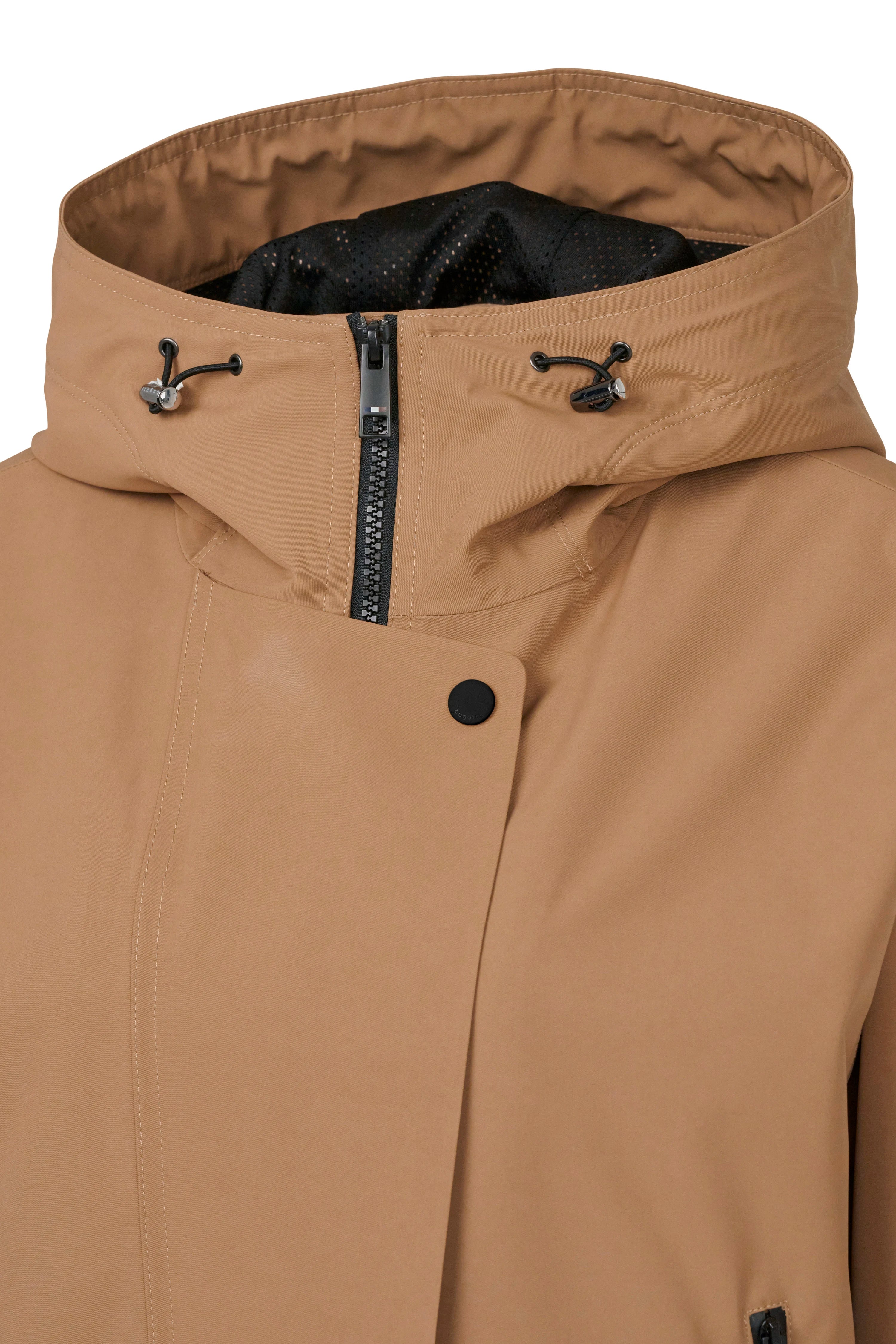 Beige bugatti Jacke mit Kapuze und Reißverschluss, Detailaufnahme, legeres Design.