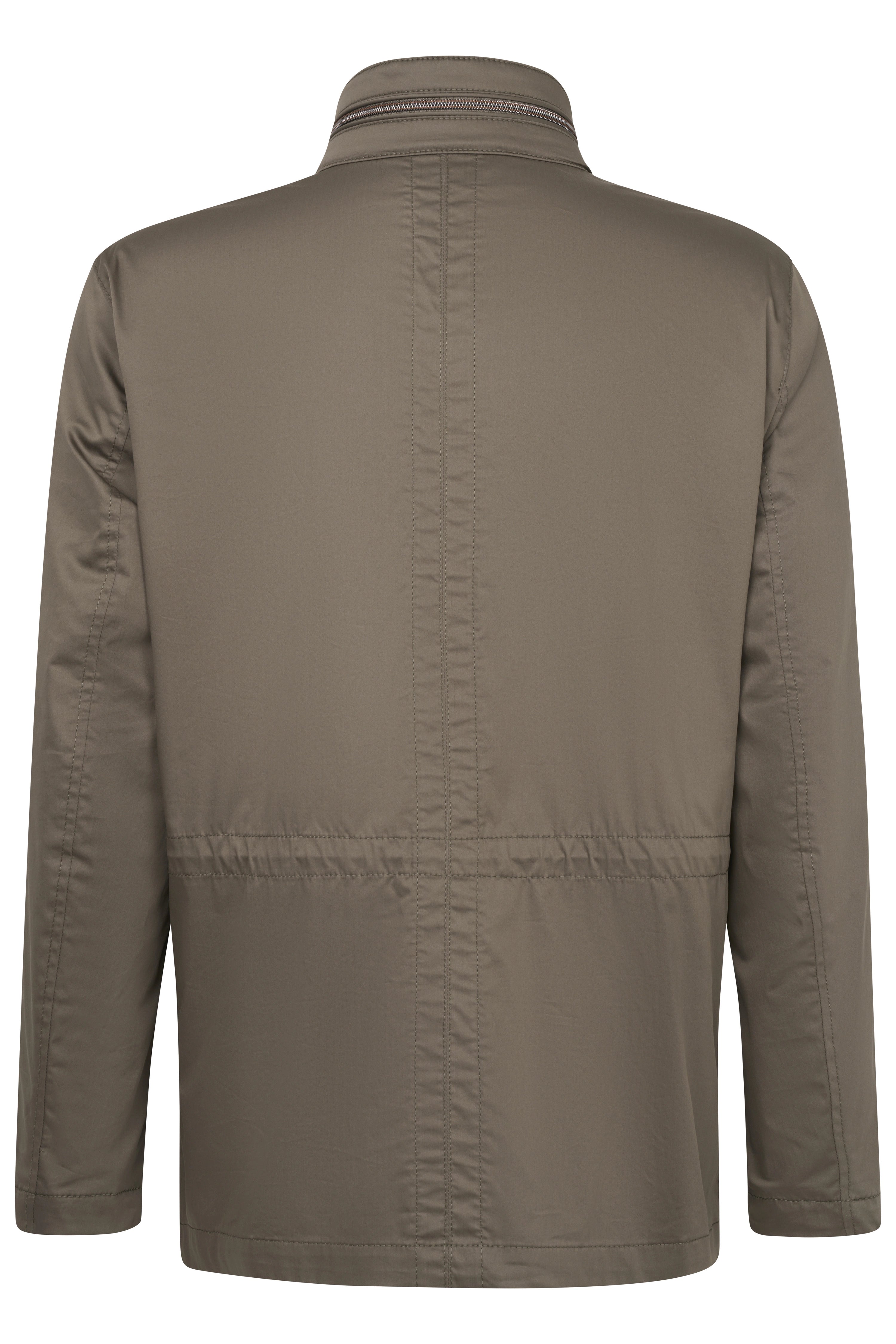 Büstenbild einer khakifarbenen bugatti-Jacke, schlichtes Design, hochwertige Materialien.