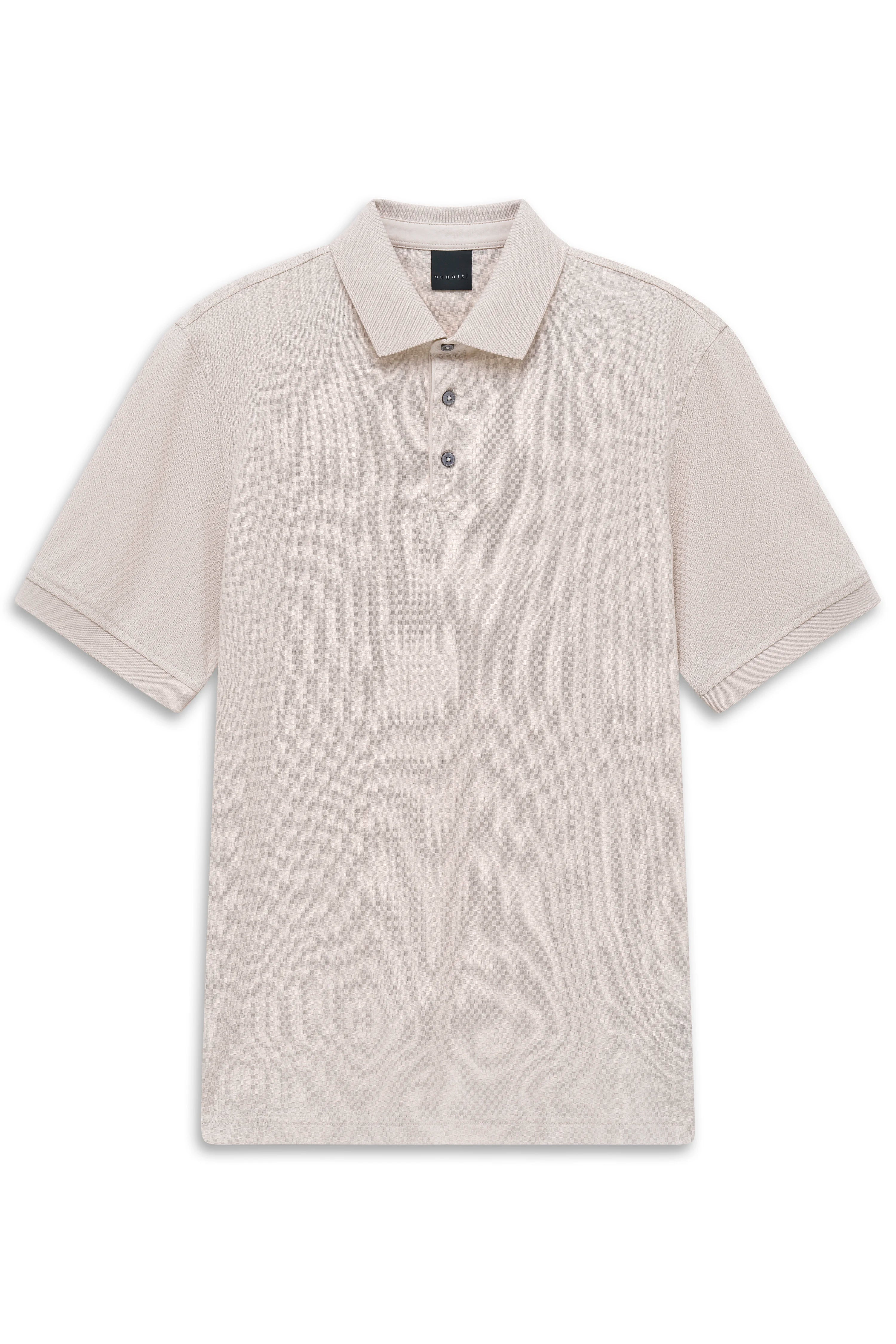 bugatti beigefarbenes Polohemd, klassisches Design, Büstenbild, zeitlos elegant und stilvoll.