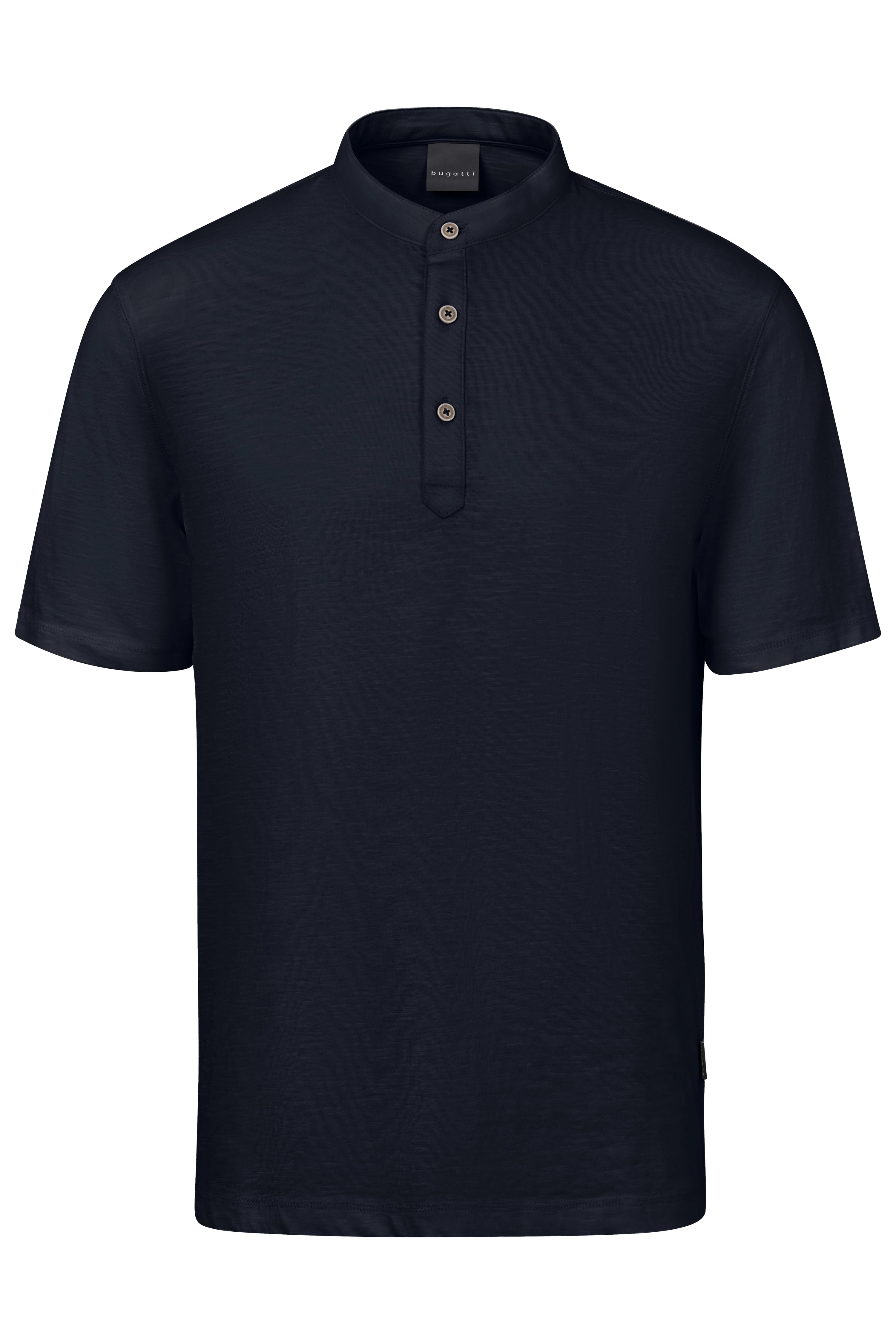 Dunkelblaues bugatti Herrenpoloshirt mit Stehkragen und Knopfleiste, legeres Büstenbild.