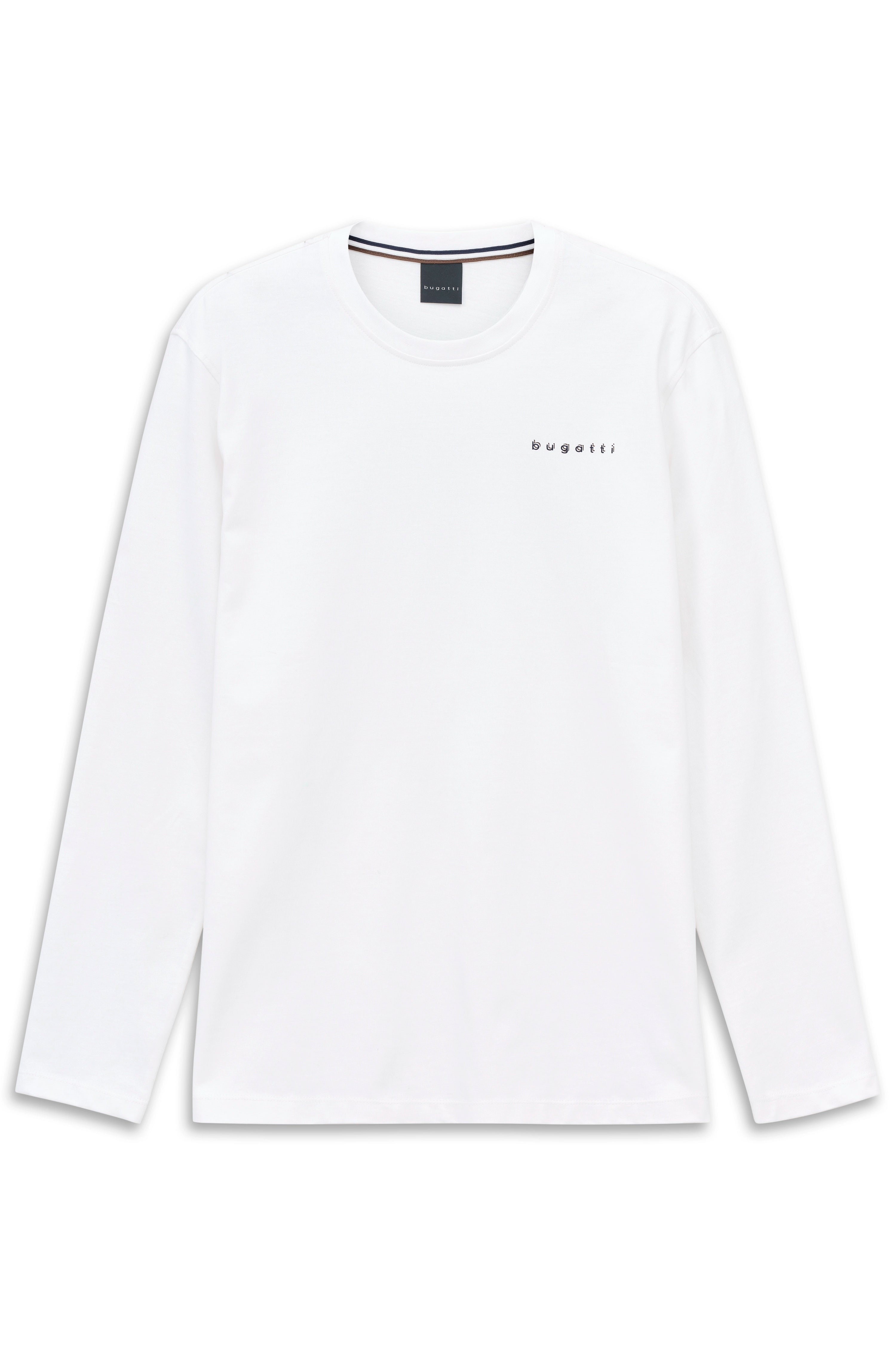 Weißes bugatti Langarmshirt, minimalistisches Design, Büstenbild.