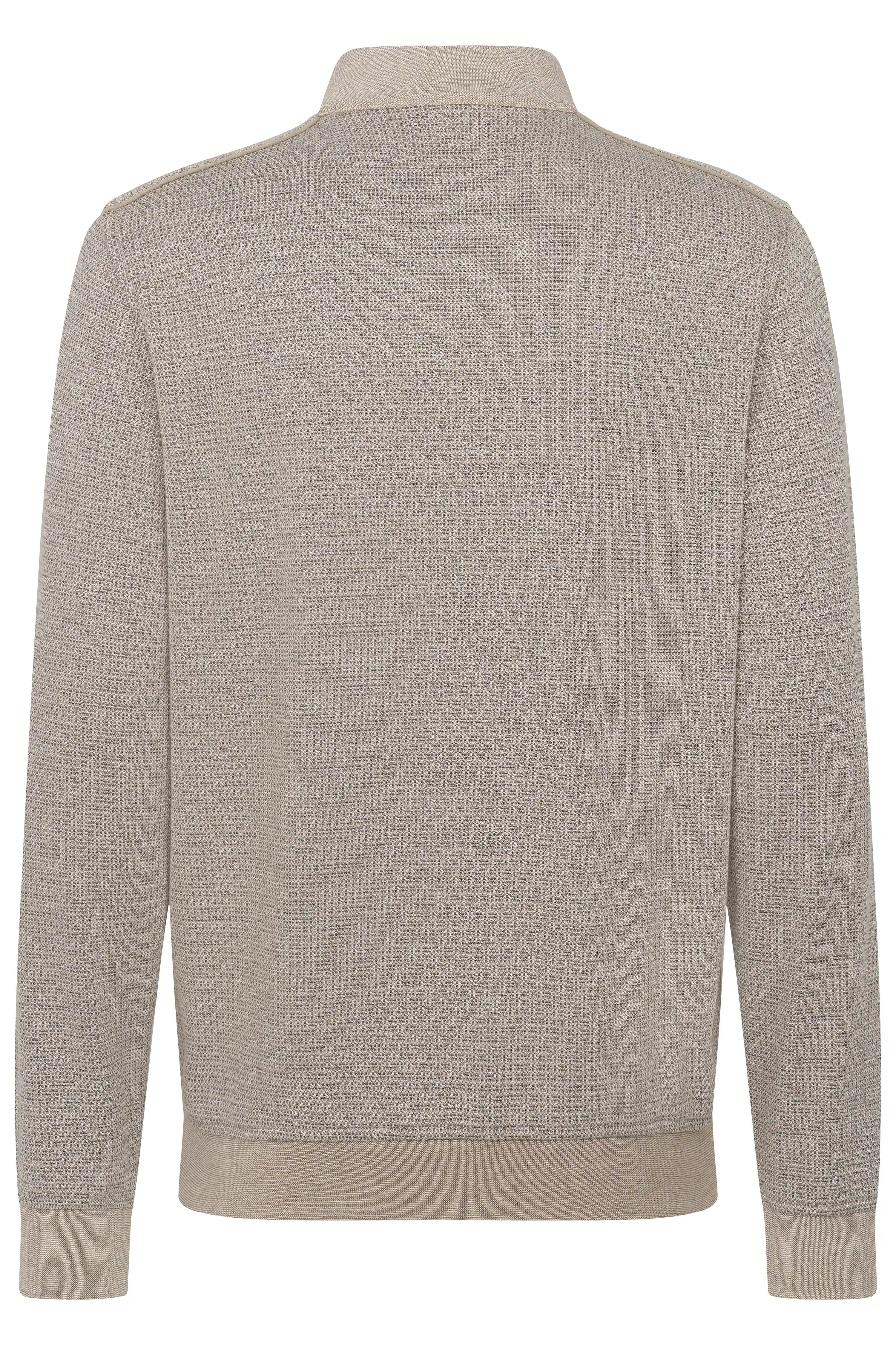 Strickjacke in Beige von bugatti, Rückansicht, feines Muster, legeres Büstenbild.
