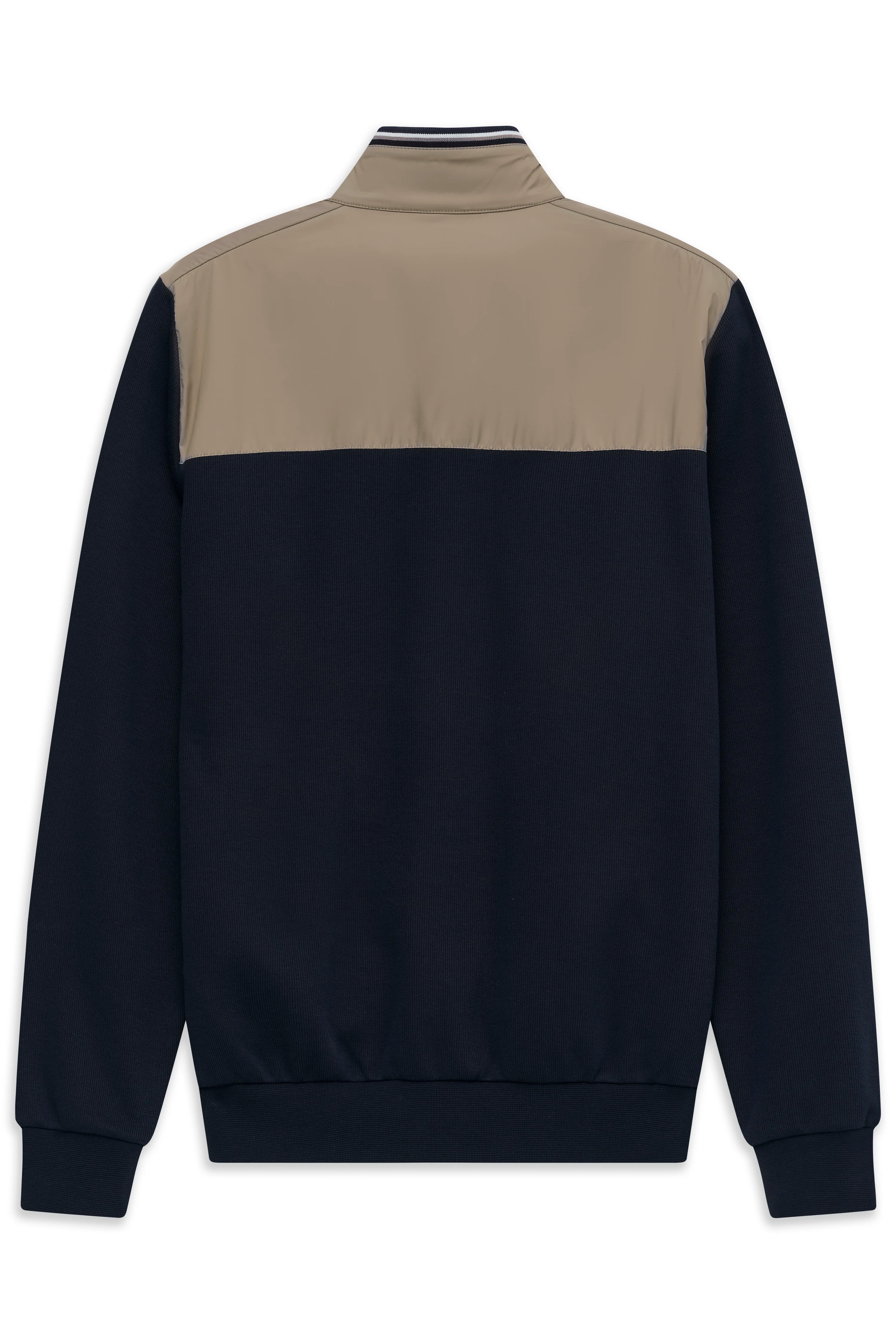 Bugatti Jacke, beige Front, dunkelblaue Ärmel, Büstenbild, stilvoll und vielseitig.