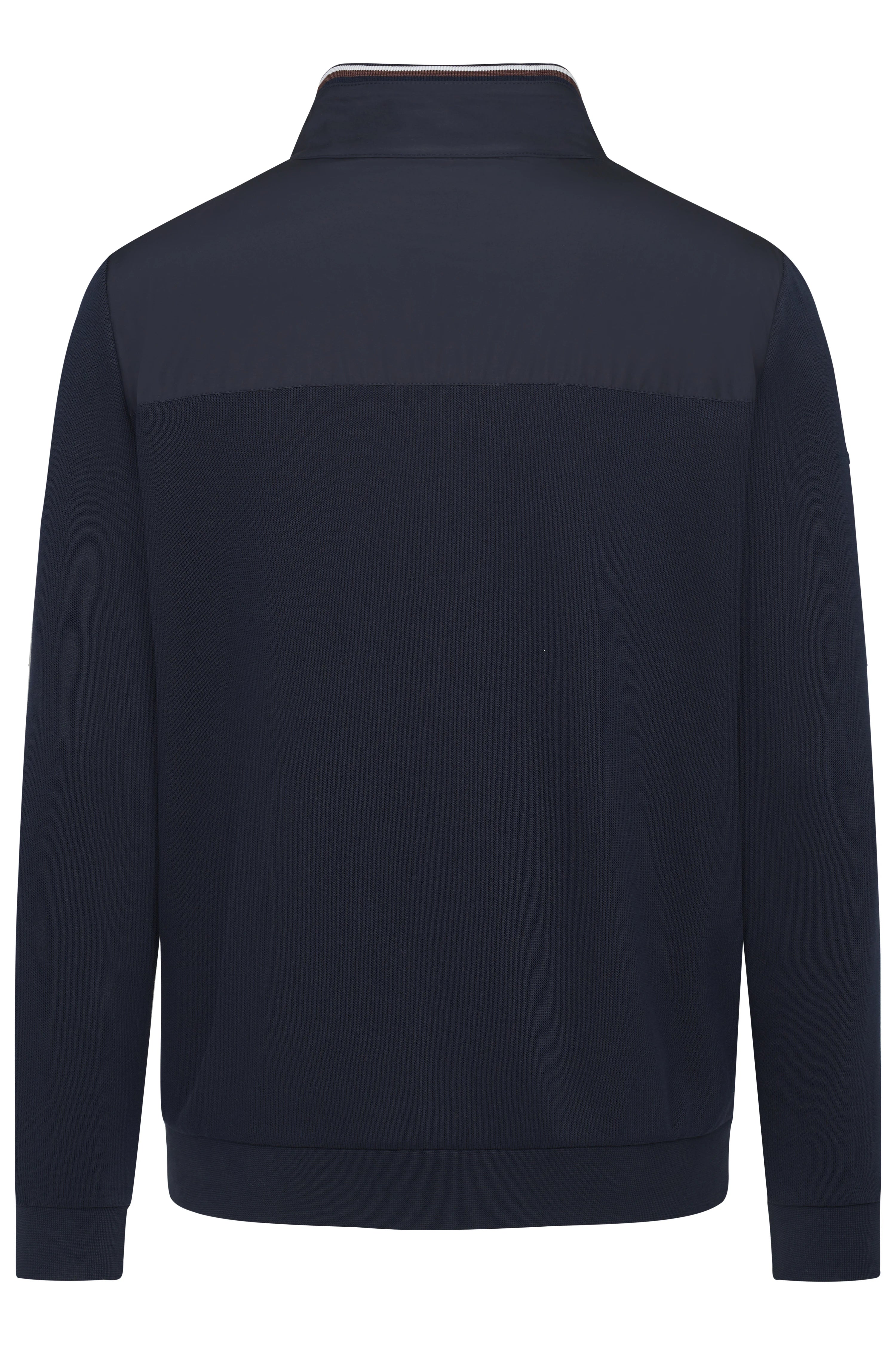 Navy Pullover, Rückansicht, leger geschnitten, von bugatti, zeitloser Stil und Eleganz.