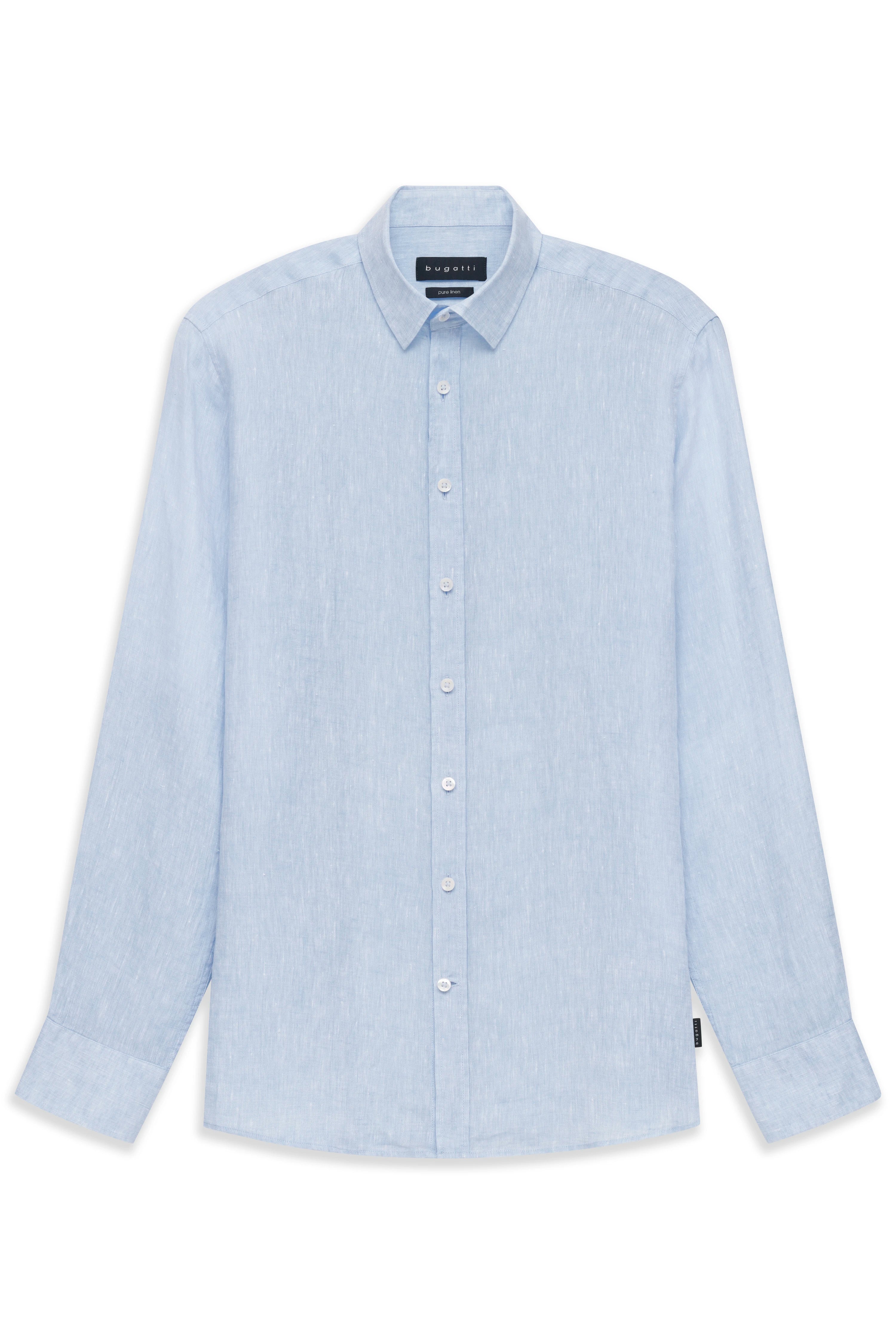 Bugatti hellblaues Hemd, Büstenbild, klassisches Design, zeitlose Eleganz, hochwertige Materialien.