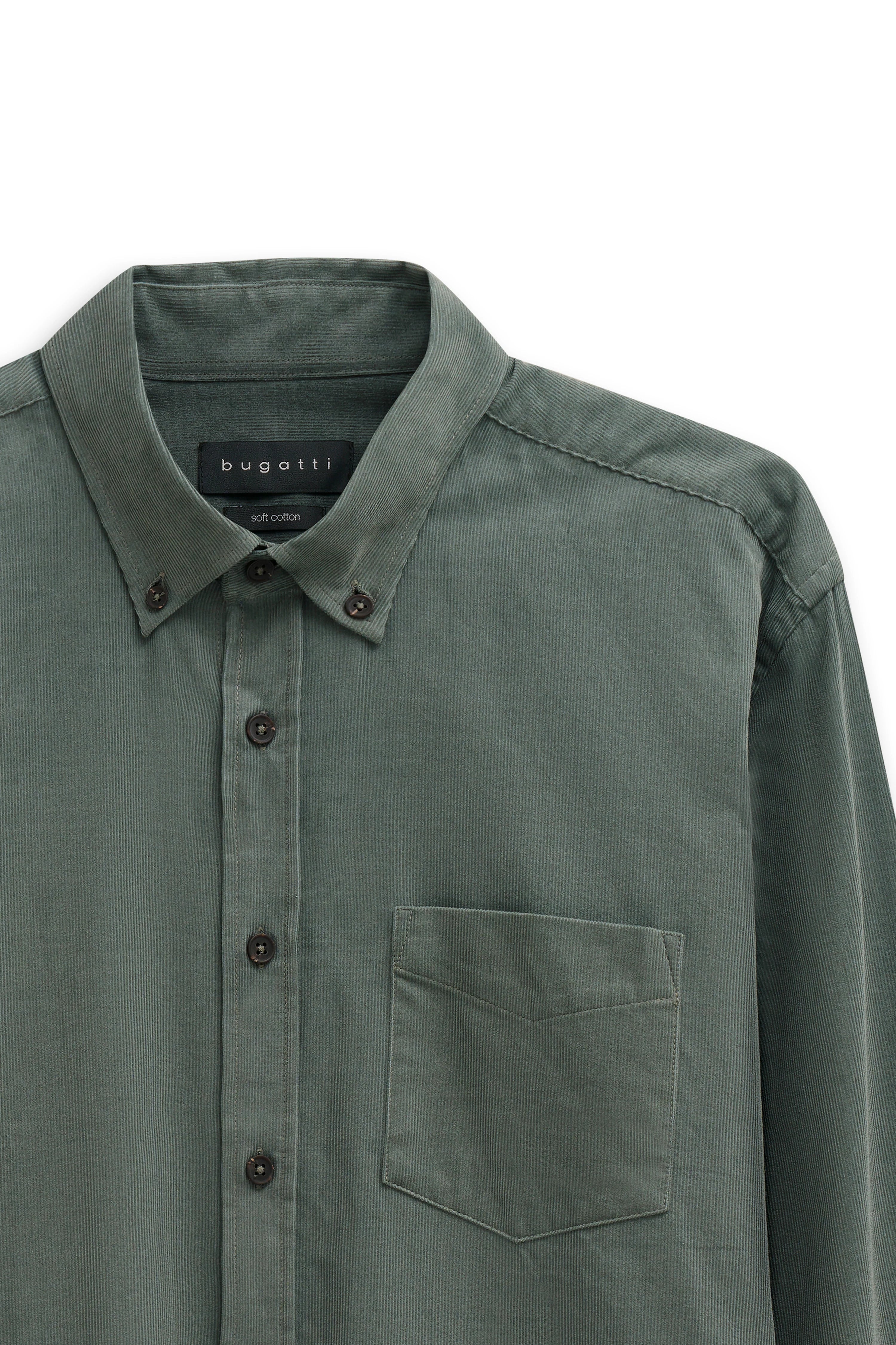 Green bugatti shirt in soft cotton, button placket, chest pocket, bust view.