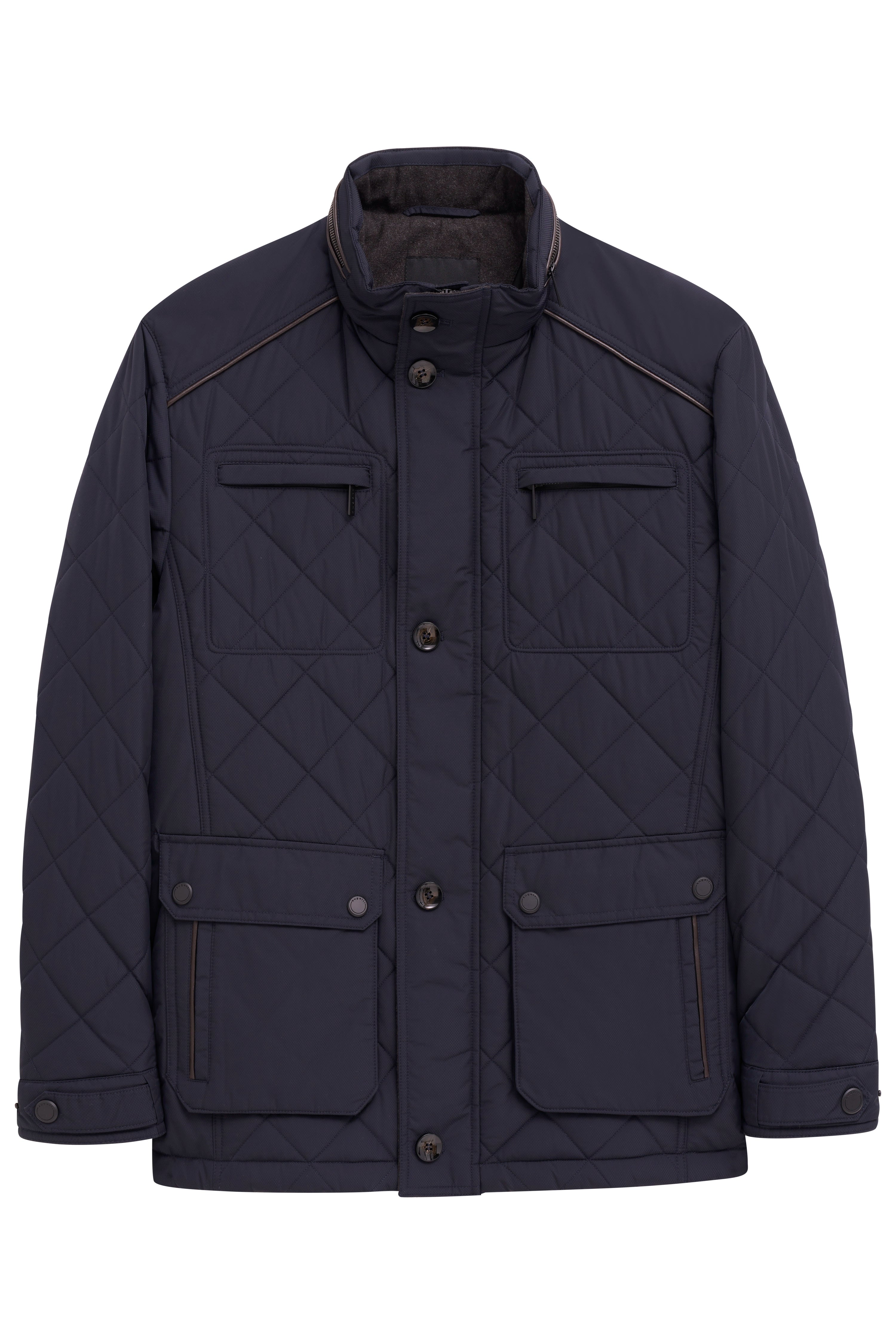 Steppjacke in Dunkelblau mit Kragen und Taschen, Büstenbild.