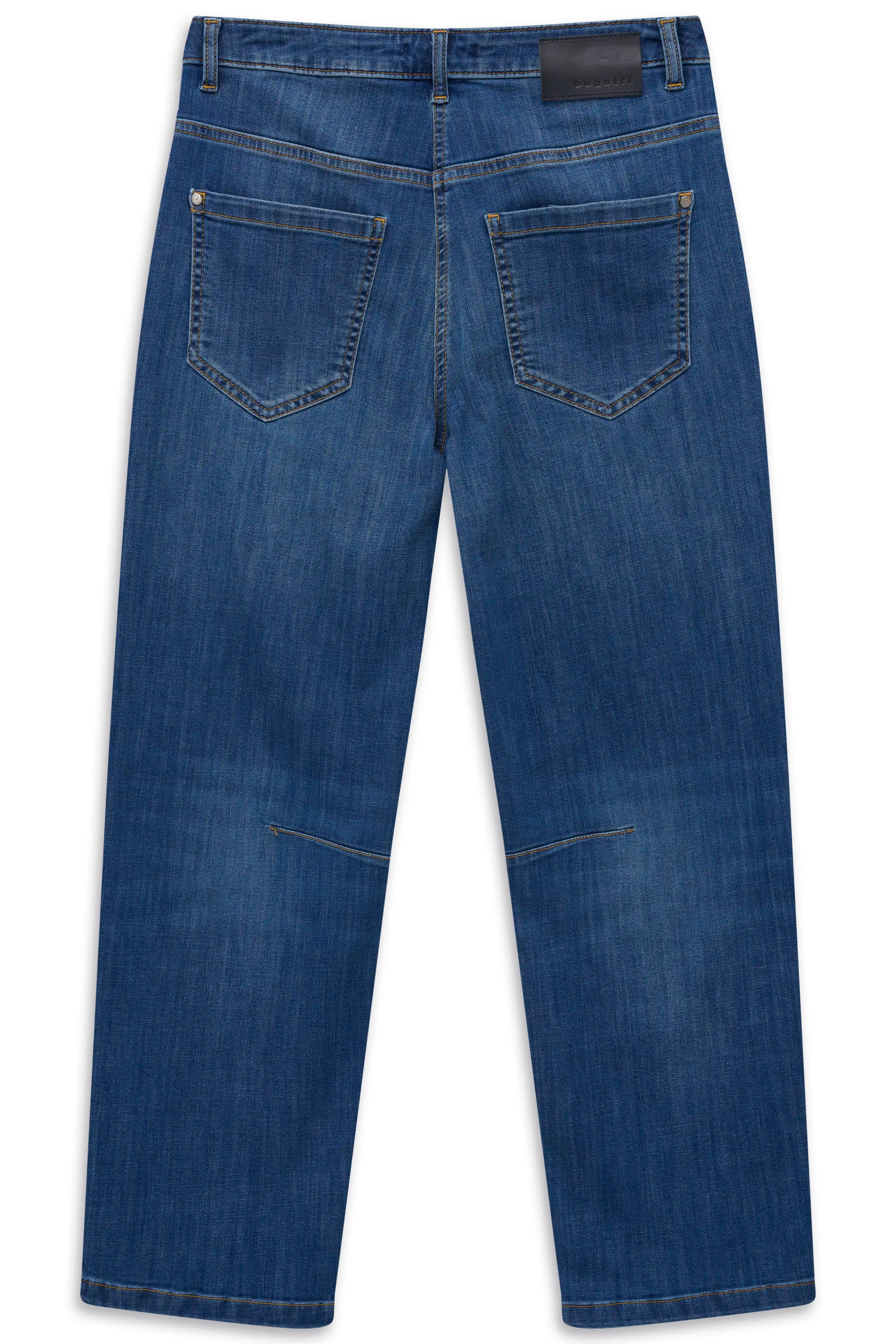 Blaue bugatti Jeans, Rückansicht, legeres Design, hochwertige Materialien.