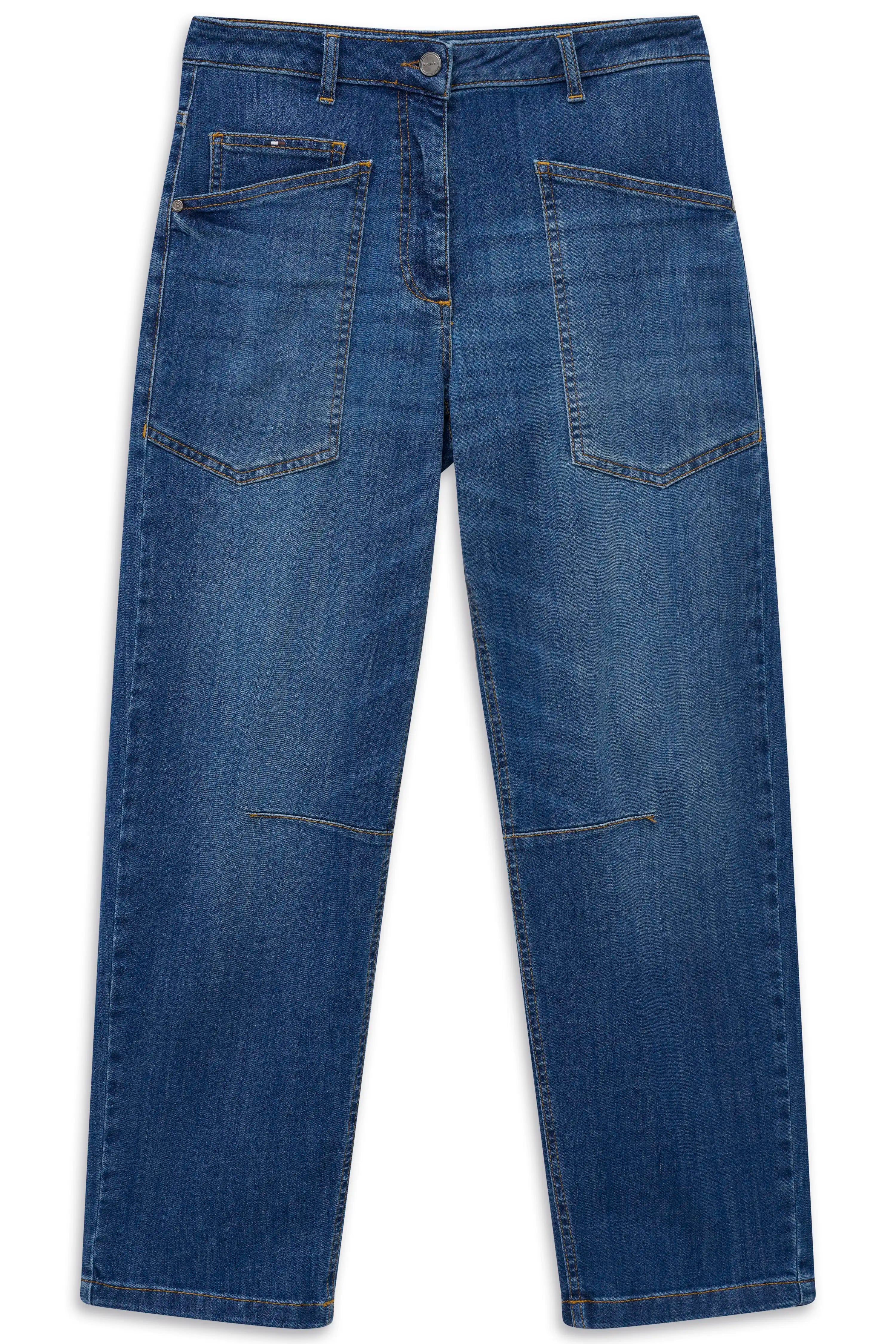 Blaues Jeansmodellbild von bugatti, legerer Stil mit großen Taschen und geradem Schnitt.