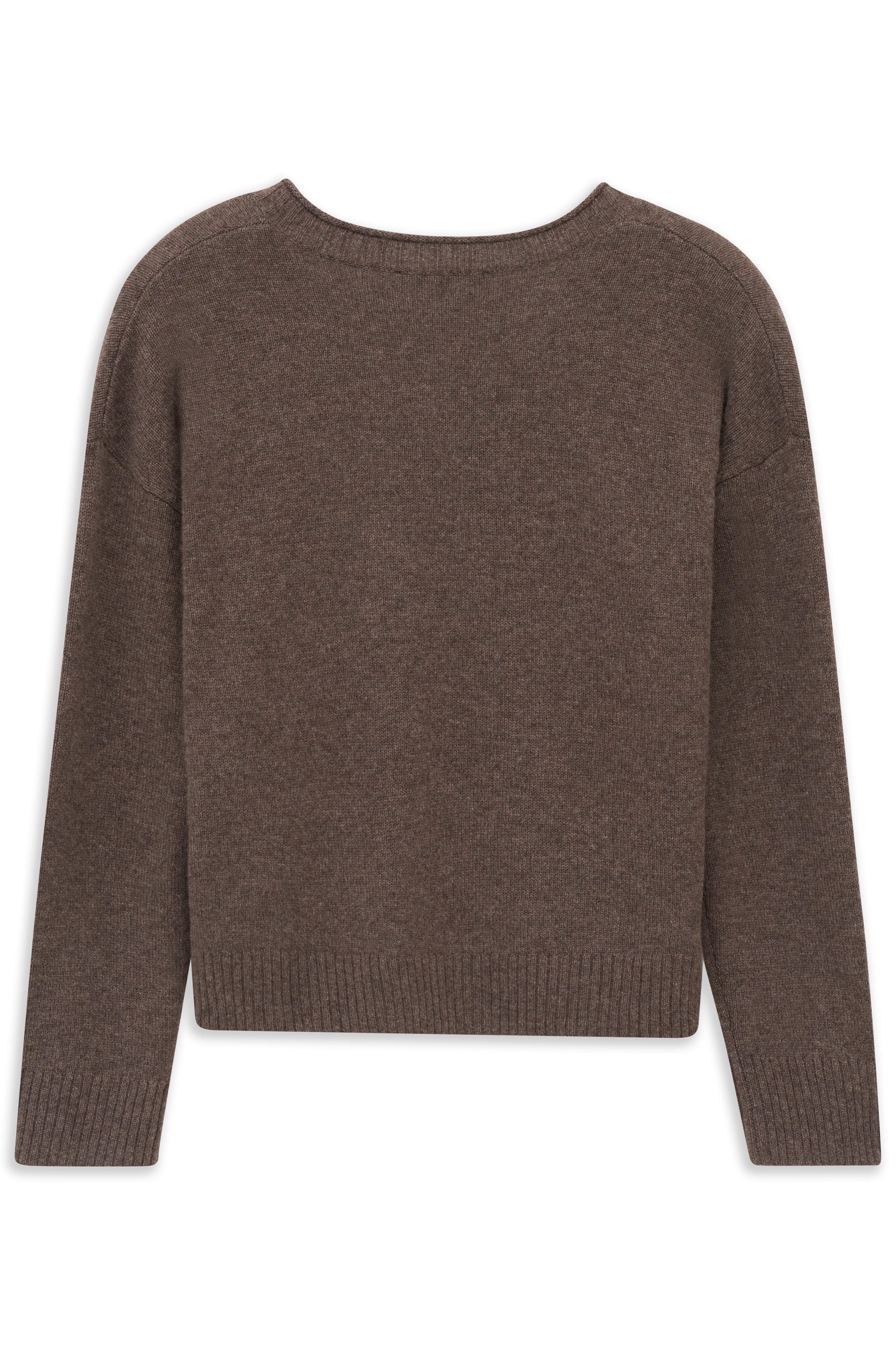 Brauner bugatti Pullover, legeres Büstenbild, feiner Strick, klassische Passform, zeitlos elegant.