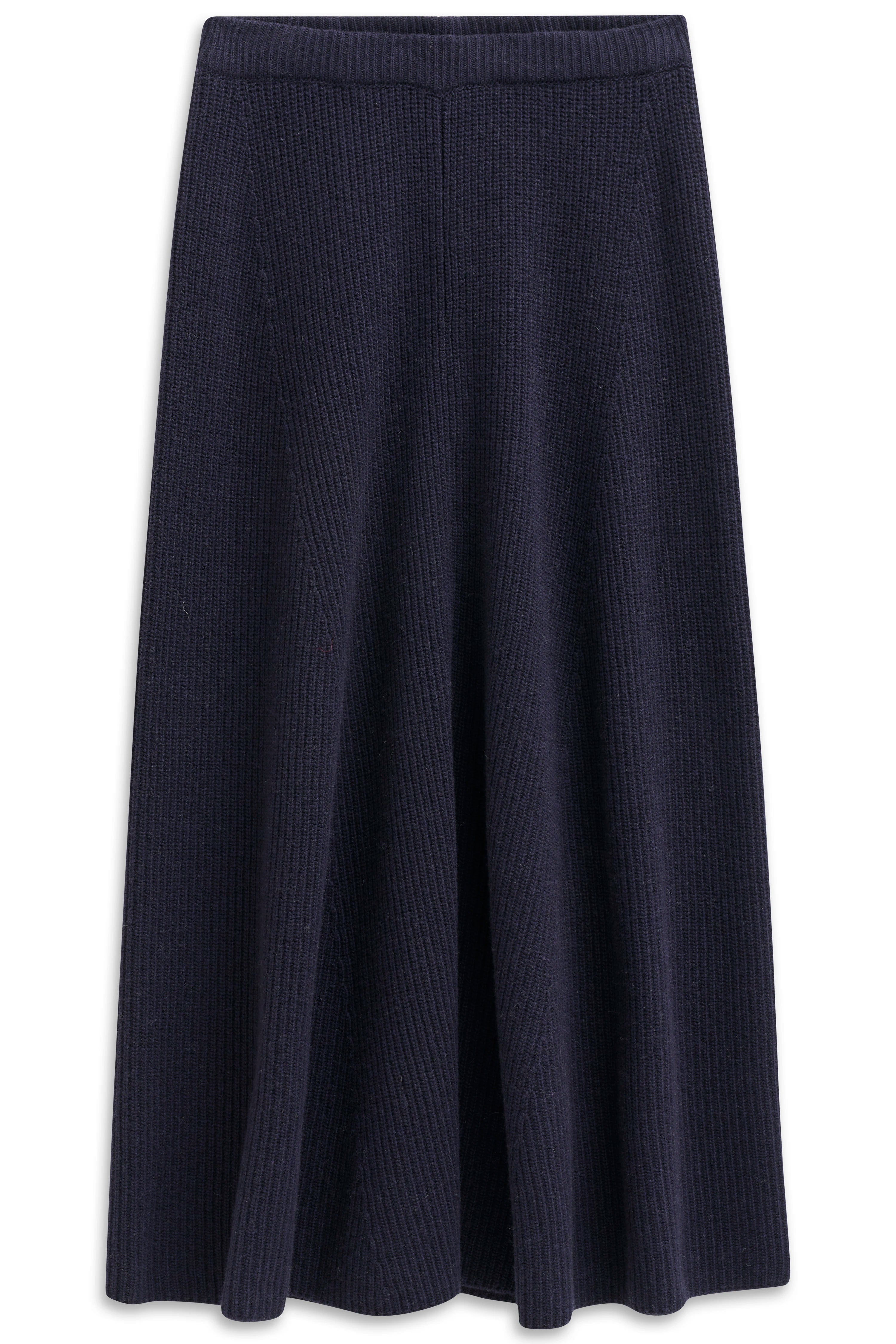 Donkerblauwe, geribbelde bugatti rok, knielang, casual busteshot, elegante textuur.