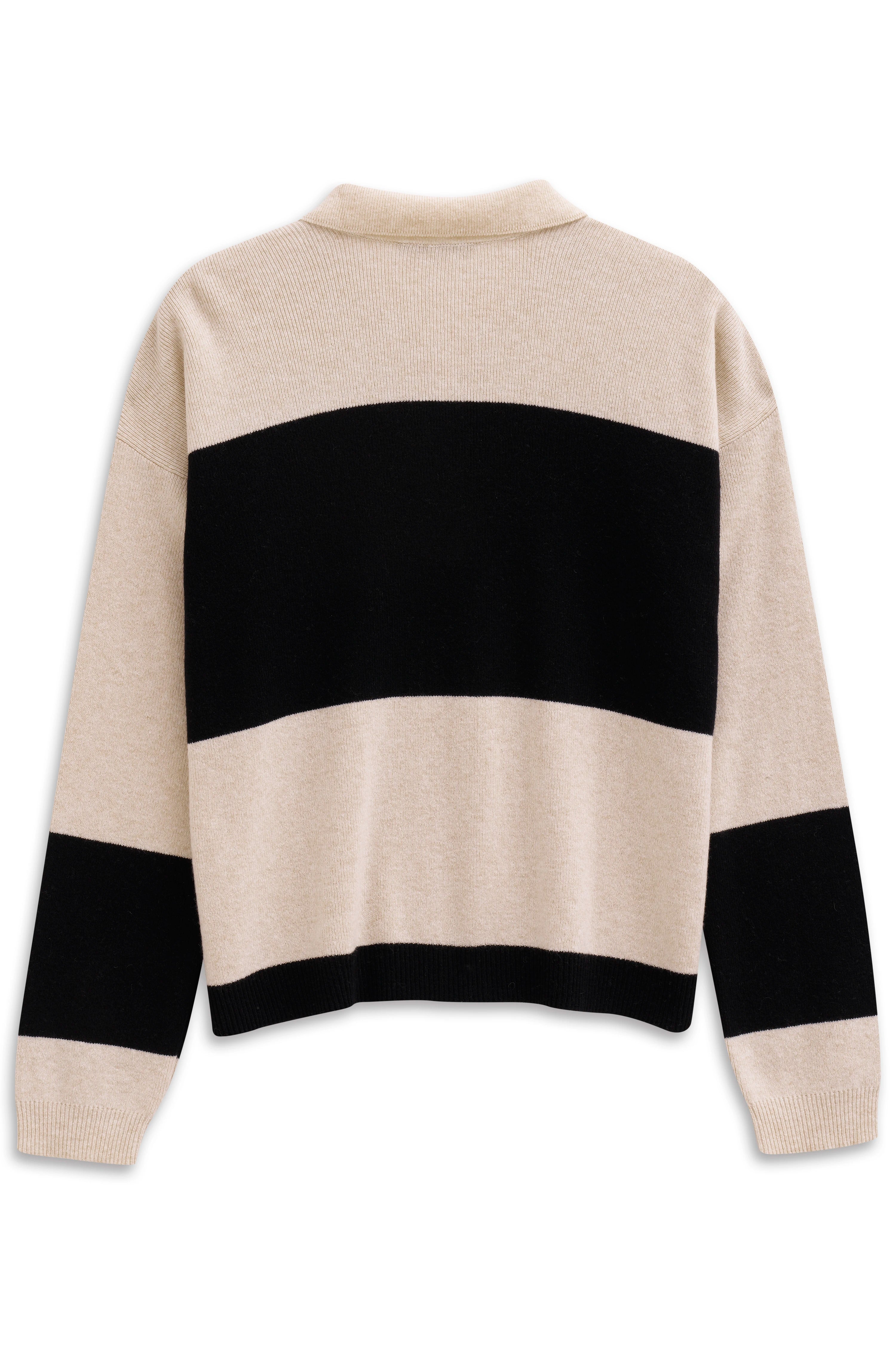 Beigefarbener Pullover mit breiten schwarzen Streifen, Rückansicht, legeres Design von bugatti.