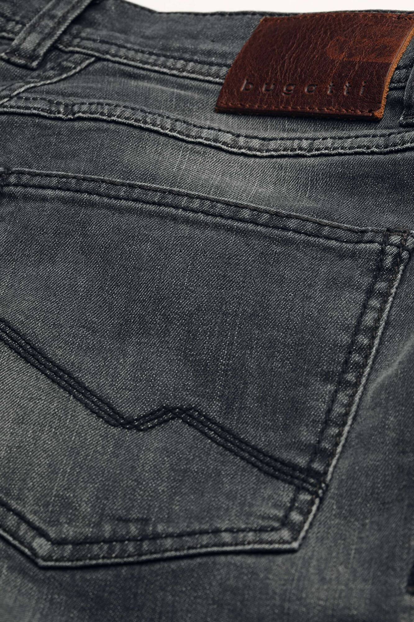 Jeans with a casual, 'used' look in dark grey - View: Detail picture