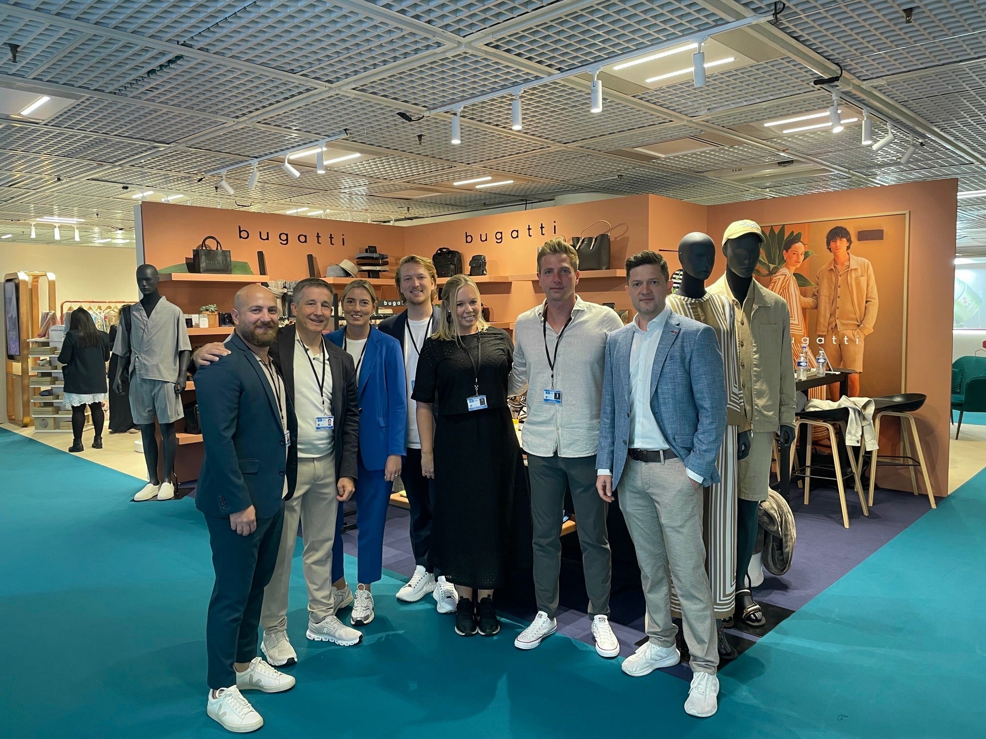 bugatti startet in den Travel Retail