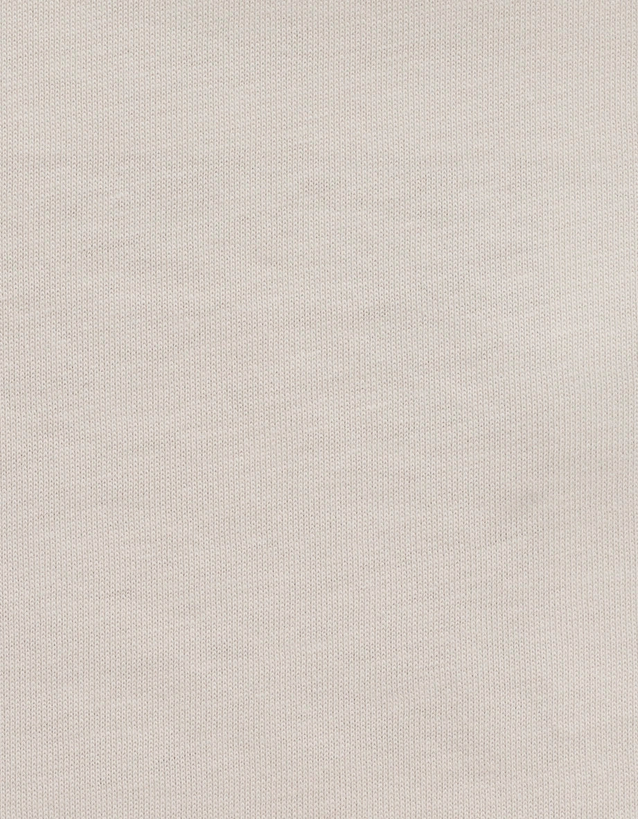 Strickstoff in Beige mit feiner Struktur, Detailansicht. Ideal für bugatti Outfits mit zeitloser Eleganz.