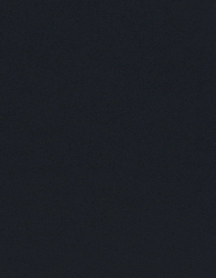 Schwarze bugatti Jacke, Detailansicht des Innenfutters mit DynamicSeries-Label, wasserabweisend und elastisch.