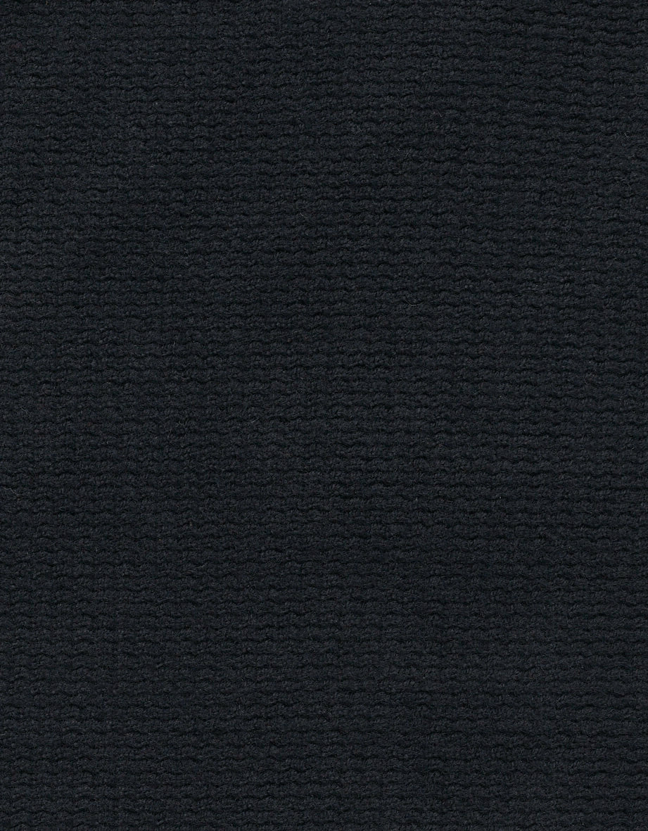 Schwarzer Stoff mit feiner Struktur, ideal für elegante bugatti Outfits.
