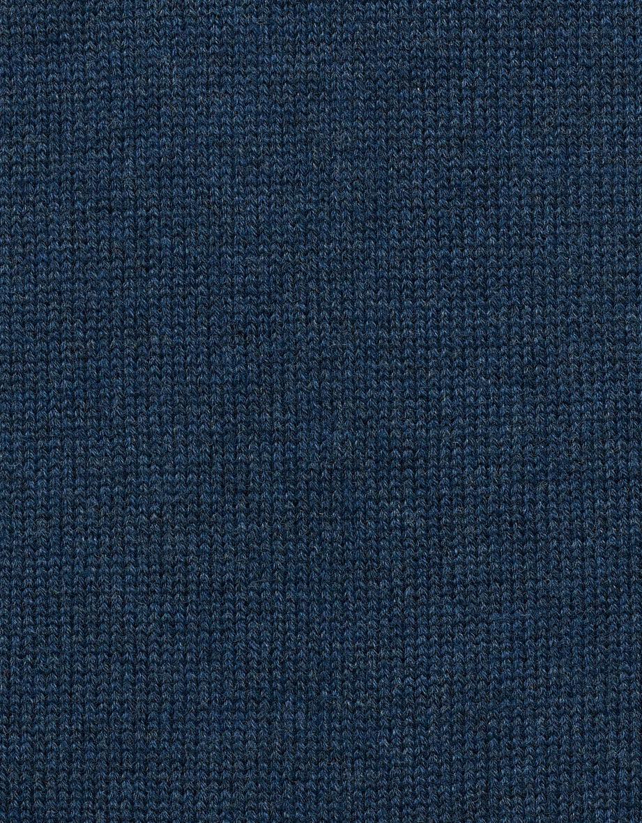 Dunkelblauer Strickstoff von bugatti, Texturaufnahme.