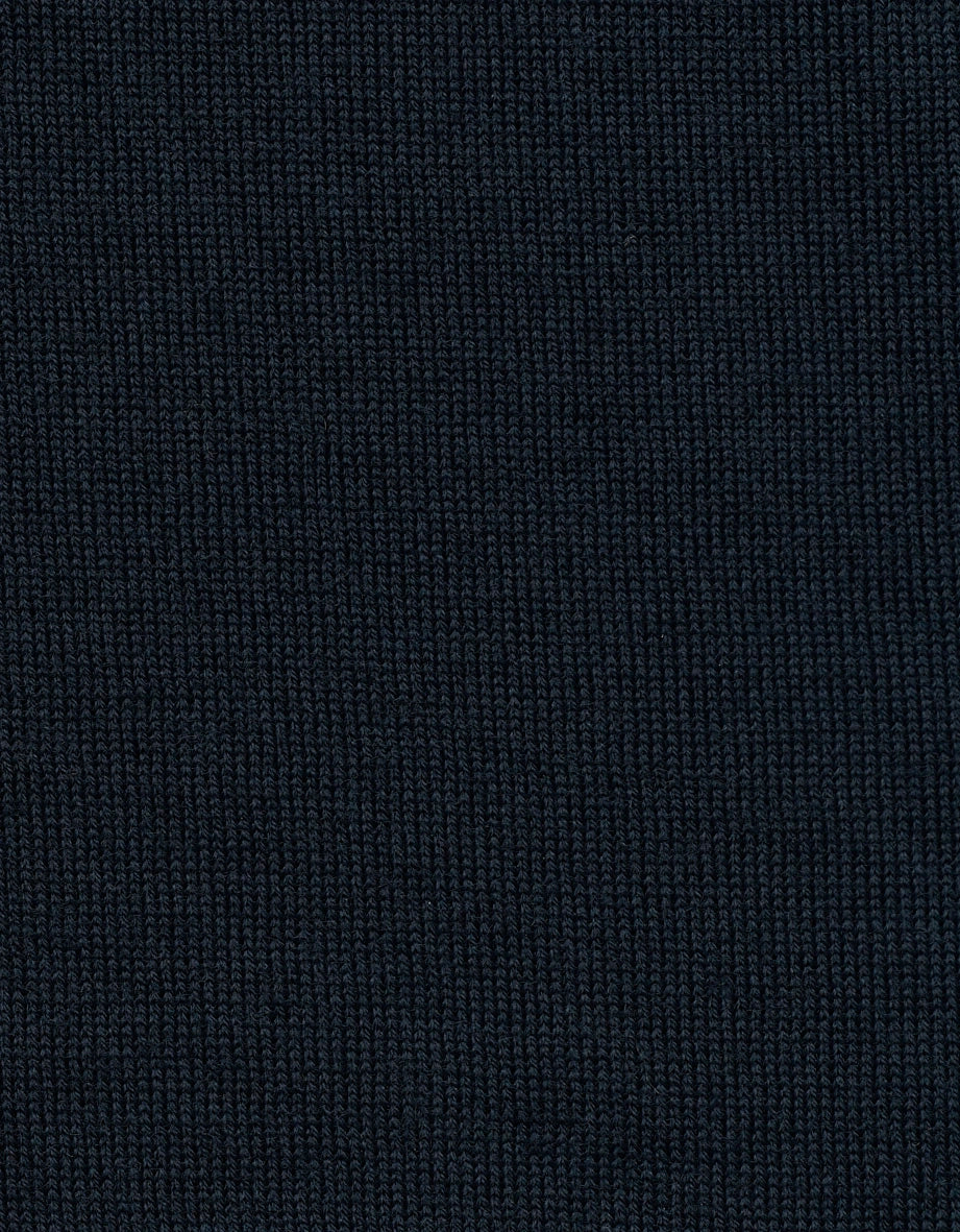 Dunkelblauer Strickstoff von bugatti, Nahaufnahme des Materials.