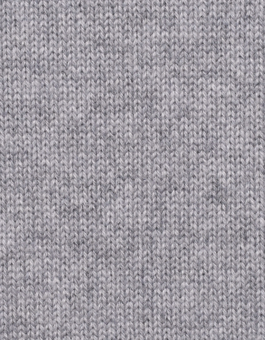Grauer Strickstoff mit feiner Textur, ideal für gemütliche bugatti Pullover.