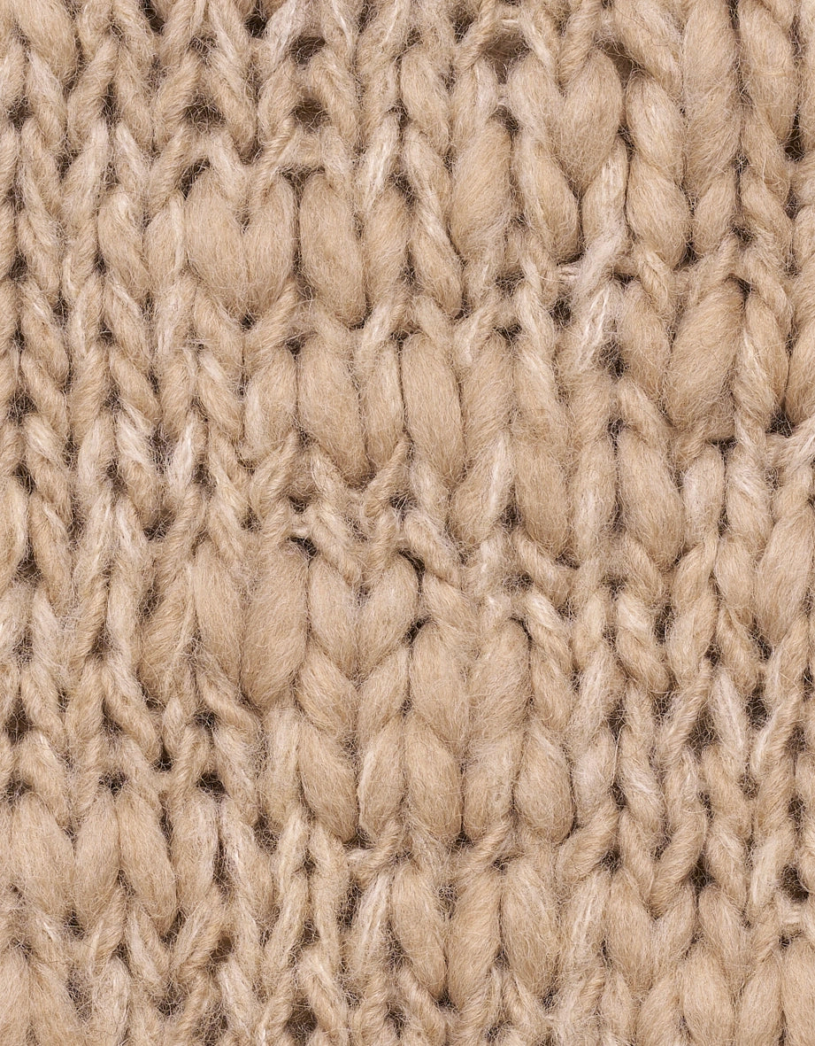 Nahtloses, grobes Strickmuster in Beige von bugatti, ideal für warme, stilvolle Wintermode.
